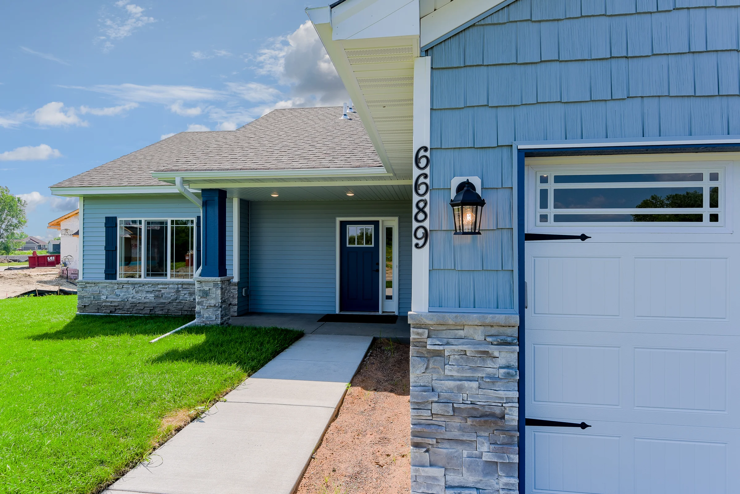 6689 21st Ave South-11.jpg