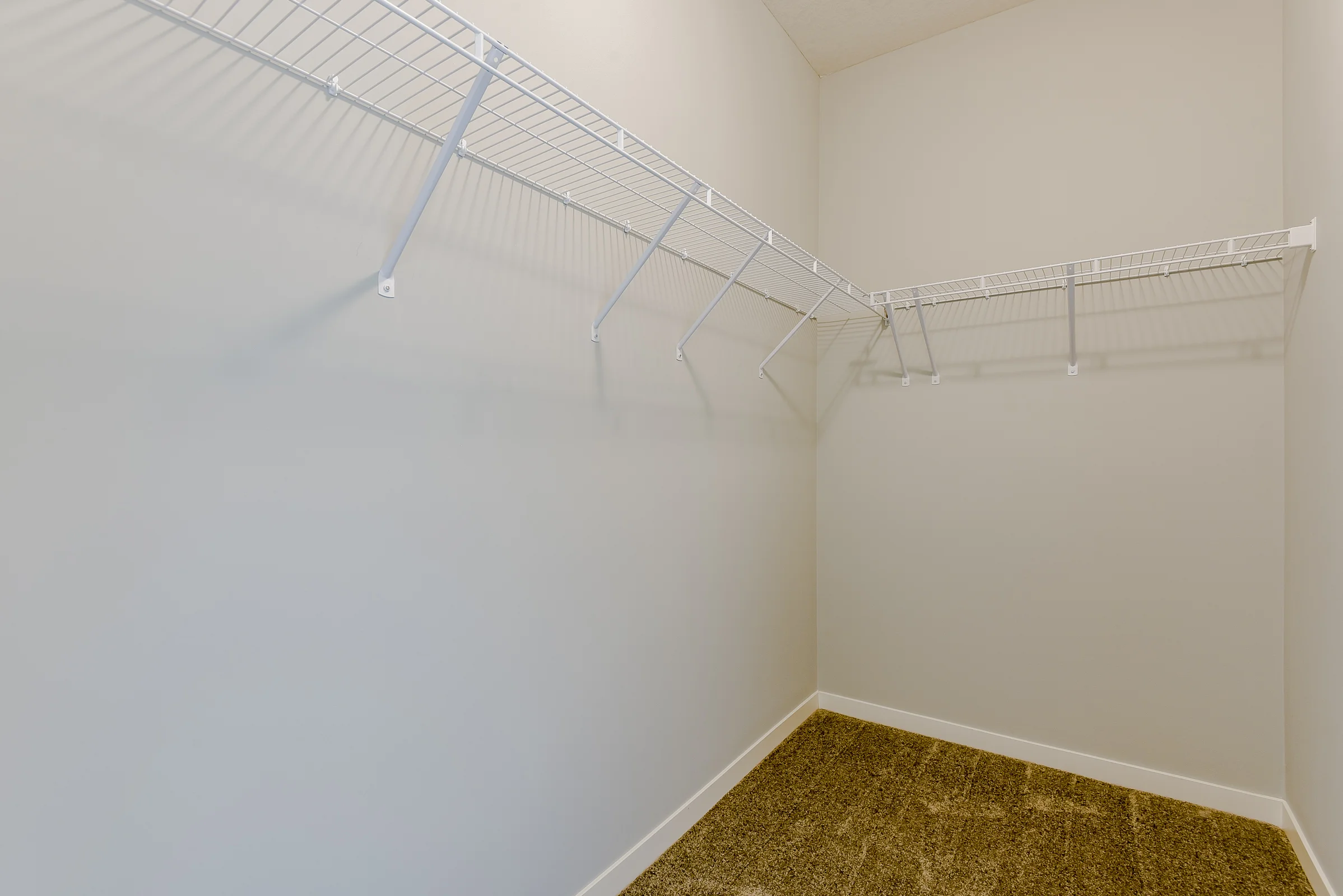 6689 21st Ave South-35.jpg