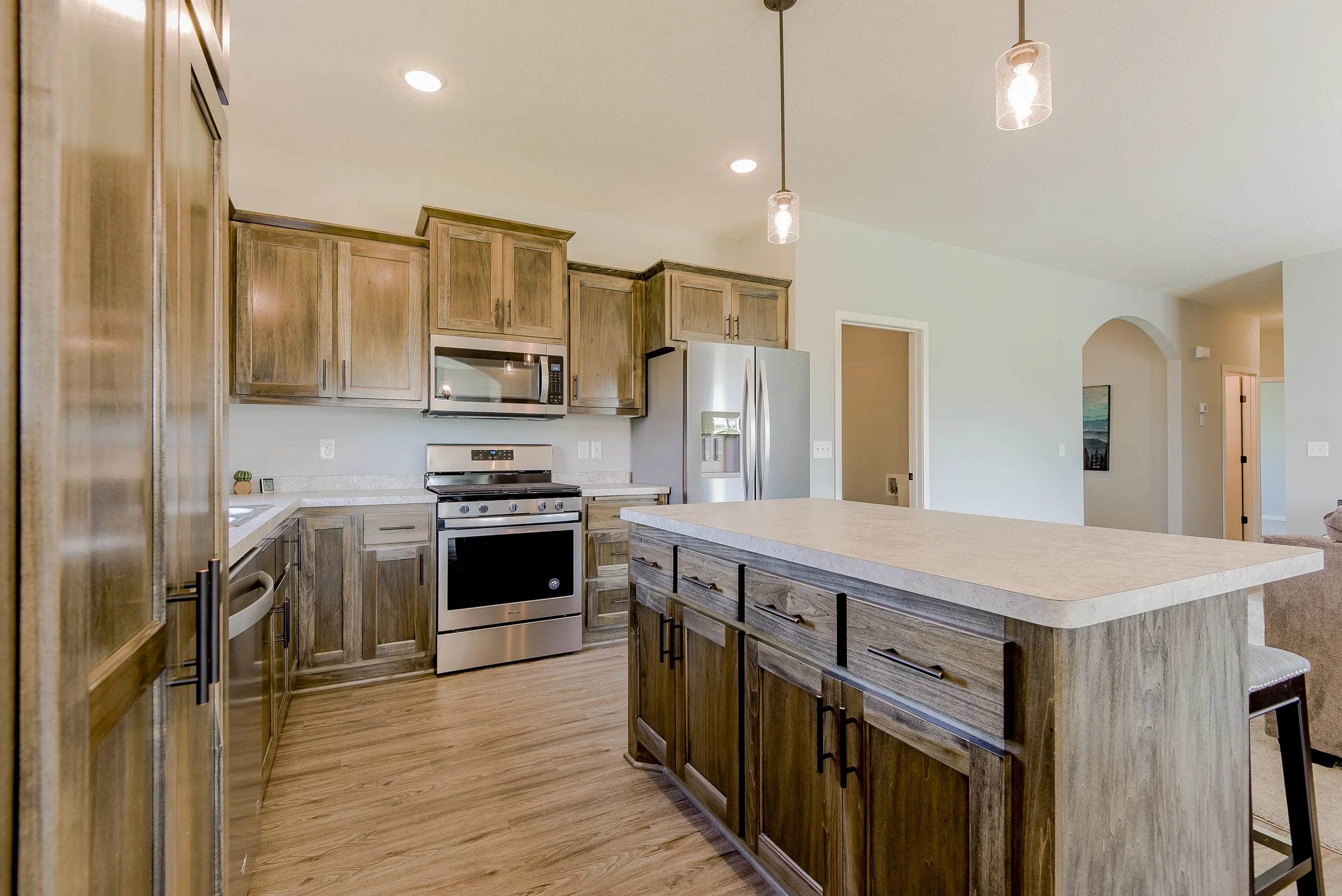 6689 21st Ave South-20.jpg