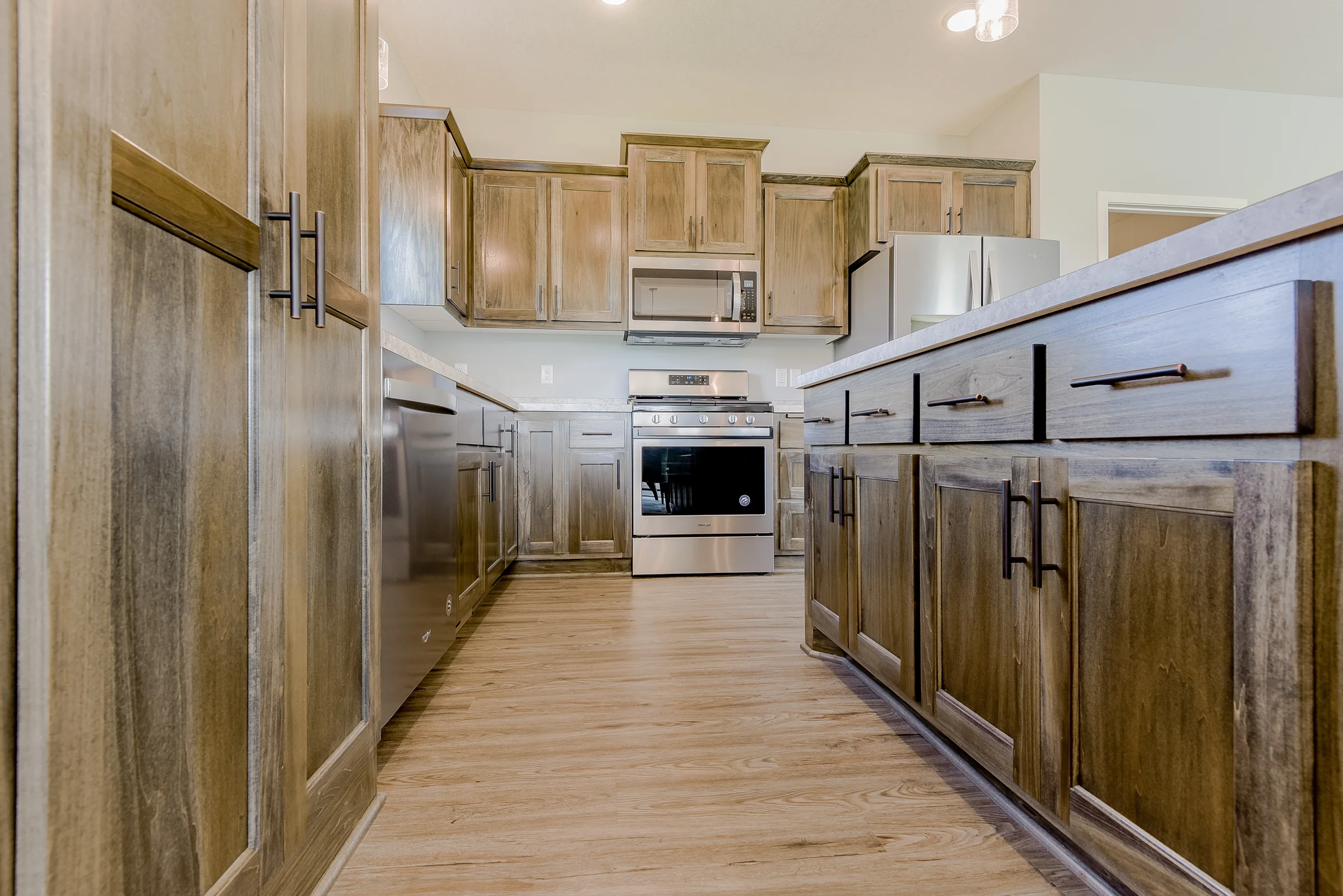 6689 21st Ave South-21.jpg