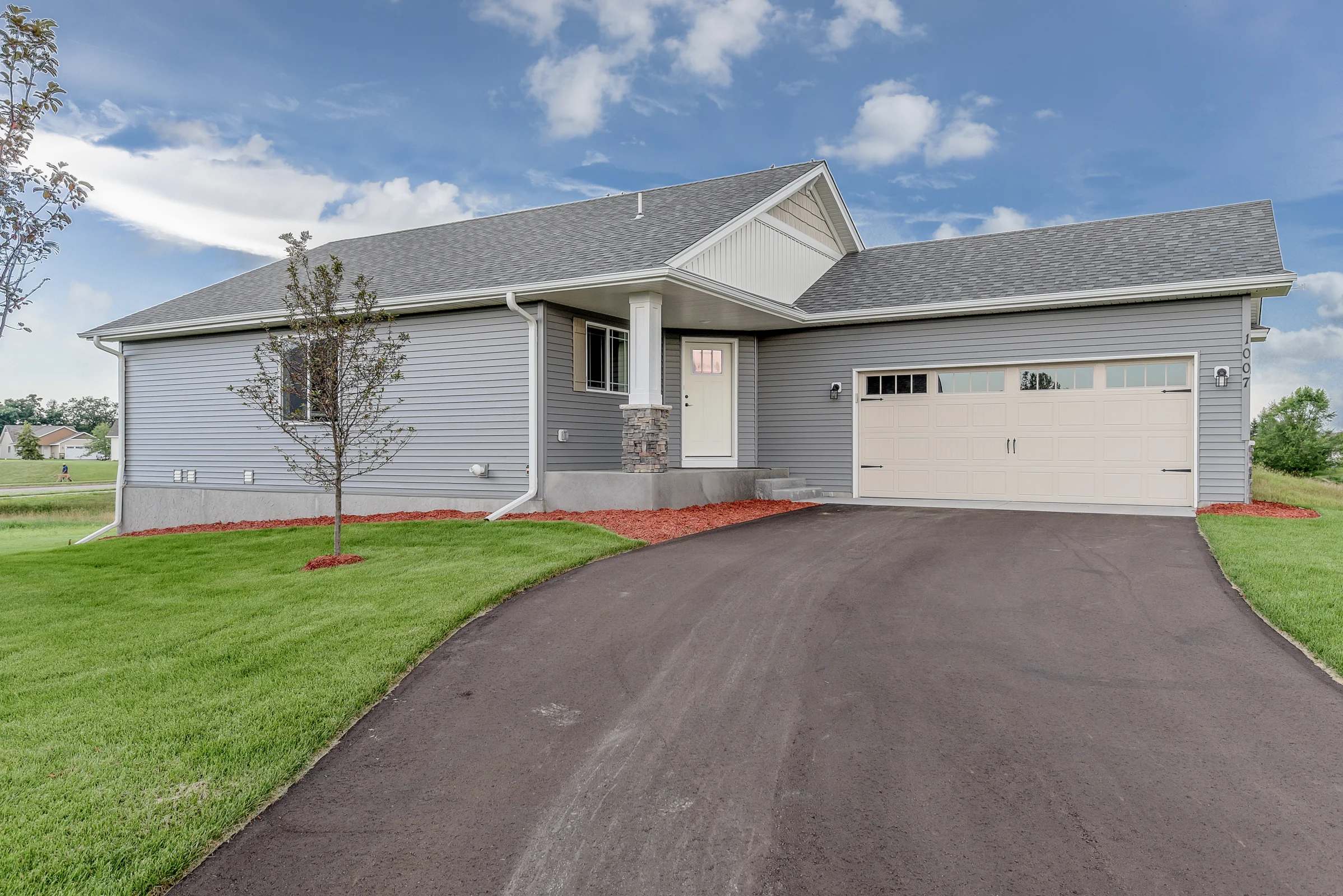 1007 Golden Way NW-2.jpg