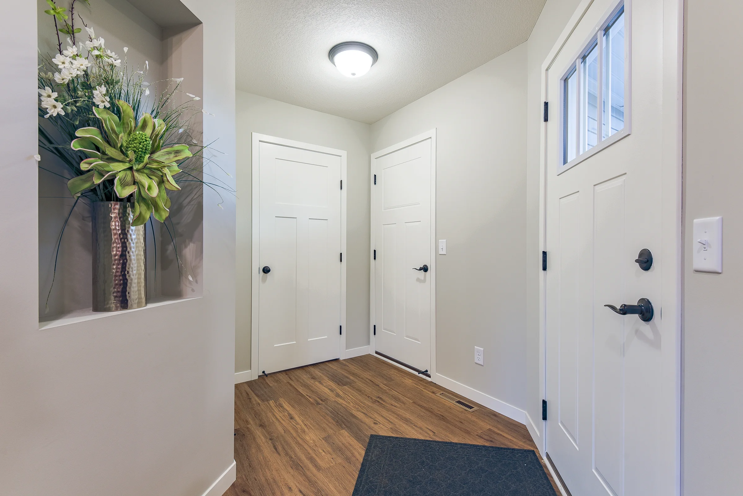 1007 Golden Way NW-9.jpg