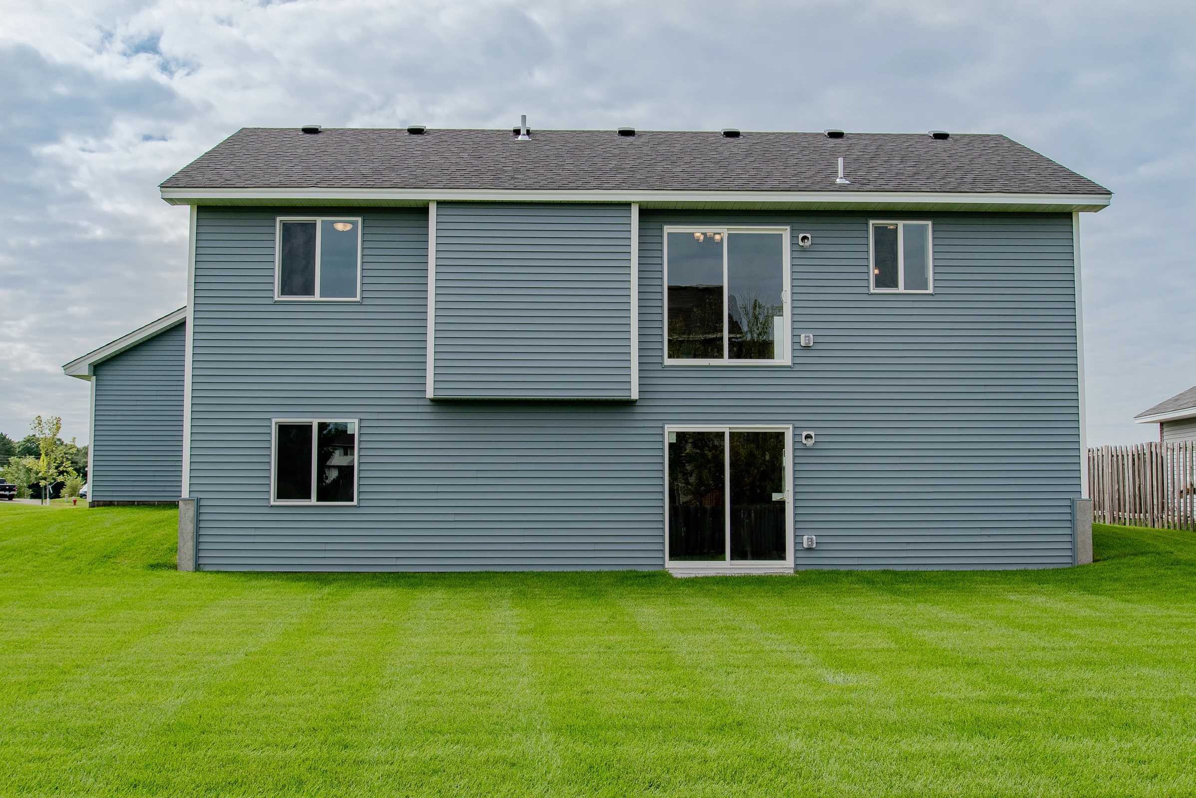 1112 Irnwood Ave SW-8.jpg