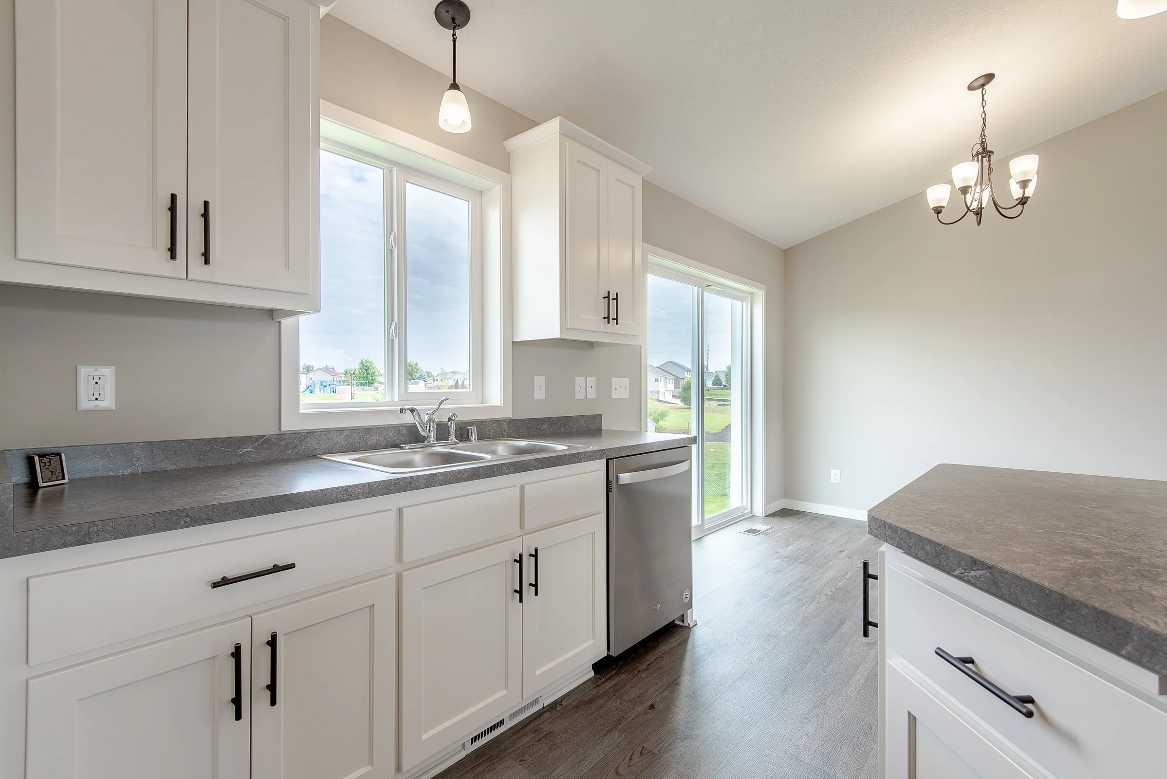 1112 Irnwood Ave SW-21.jpg