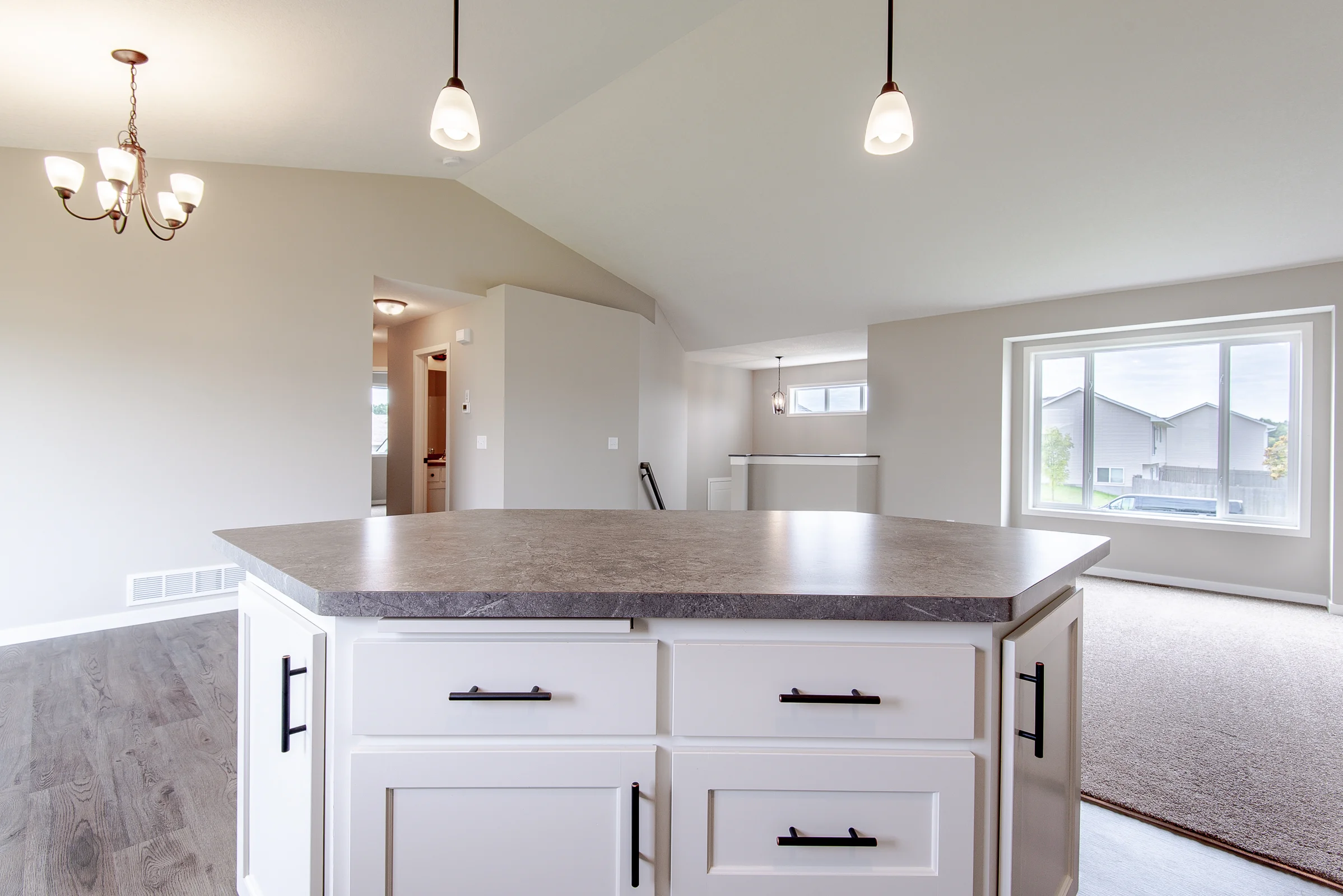 1112 Irnwood Ave SW-23.jpg