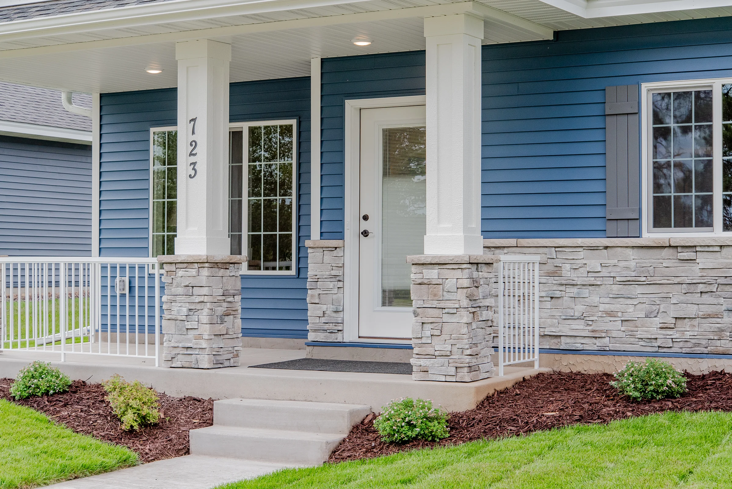 723 11th Ave SW-4.jpg