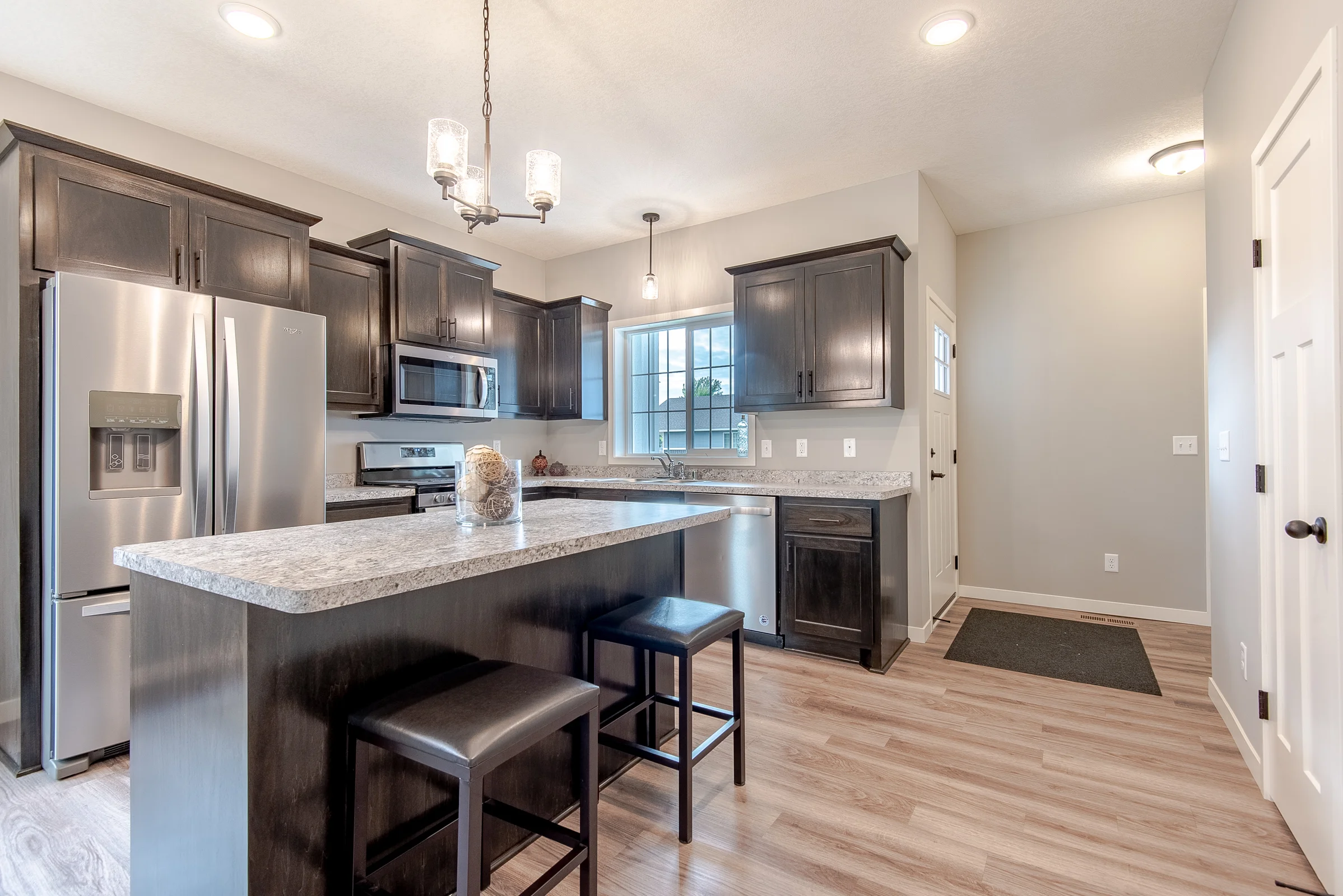 723 11th Ave SW-12.jpg