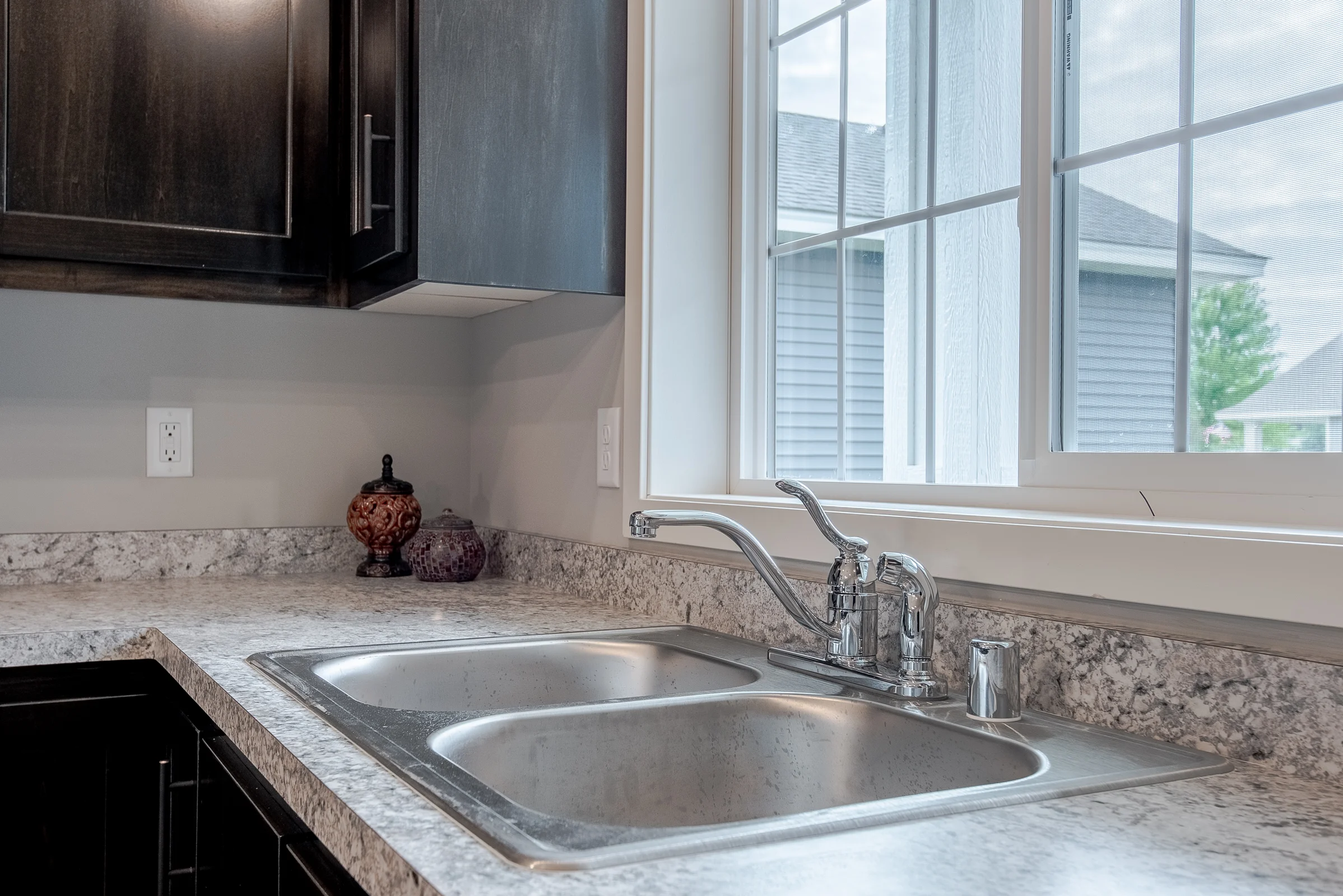 723 11th Ave SW-16.jpg