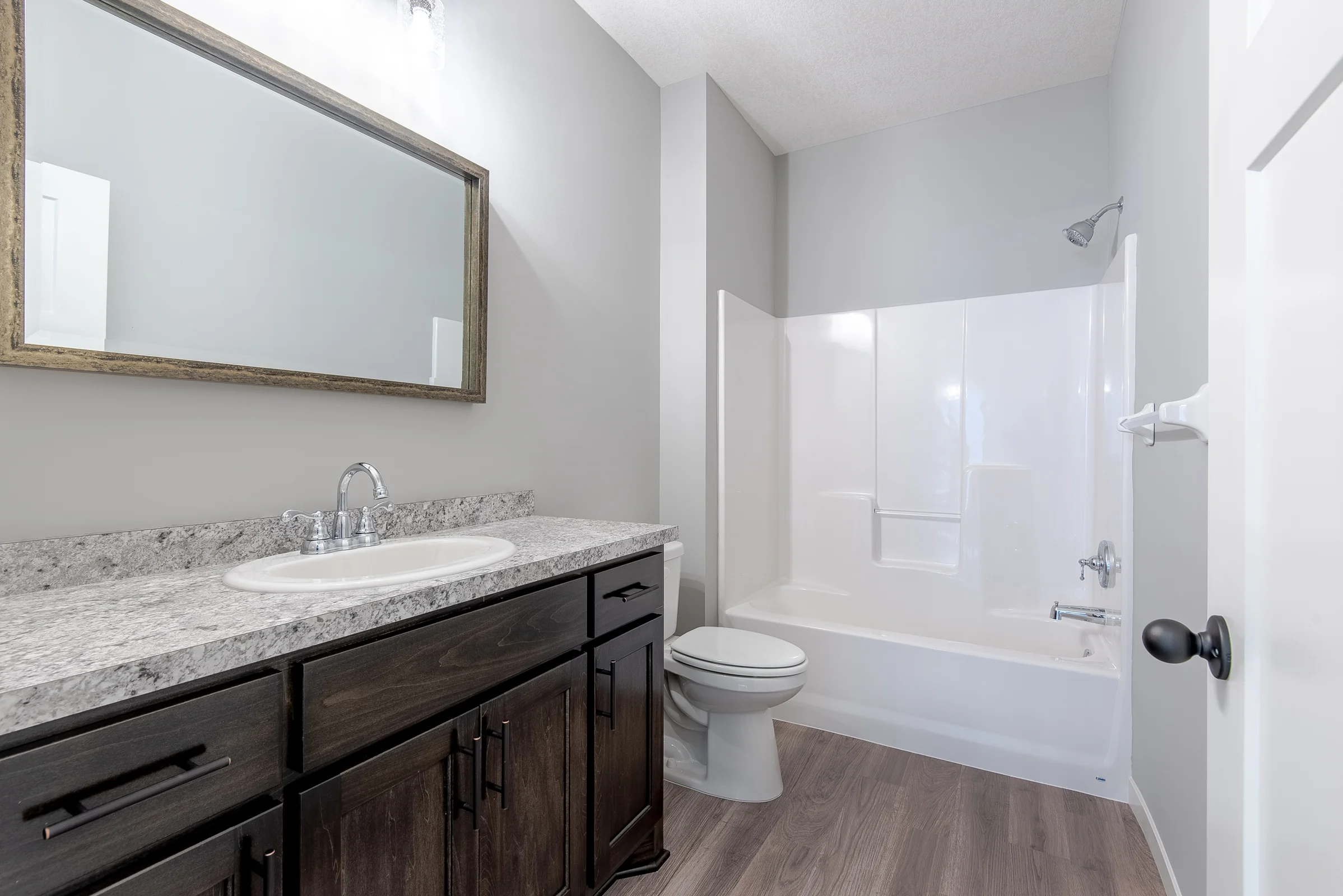 723 11th Ave SW-29.jpg