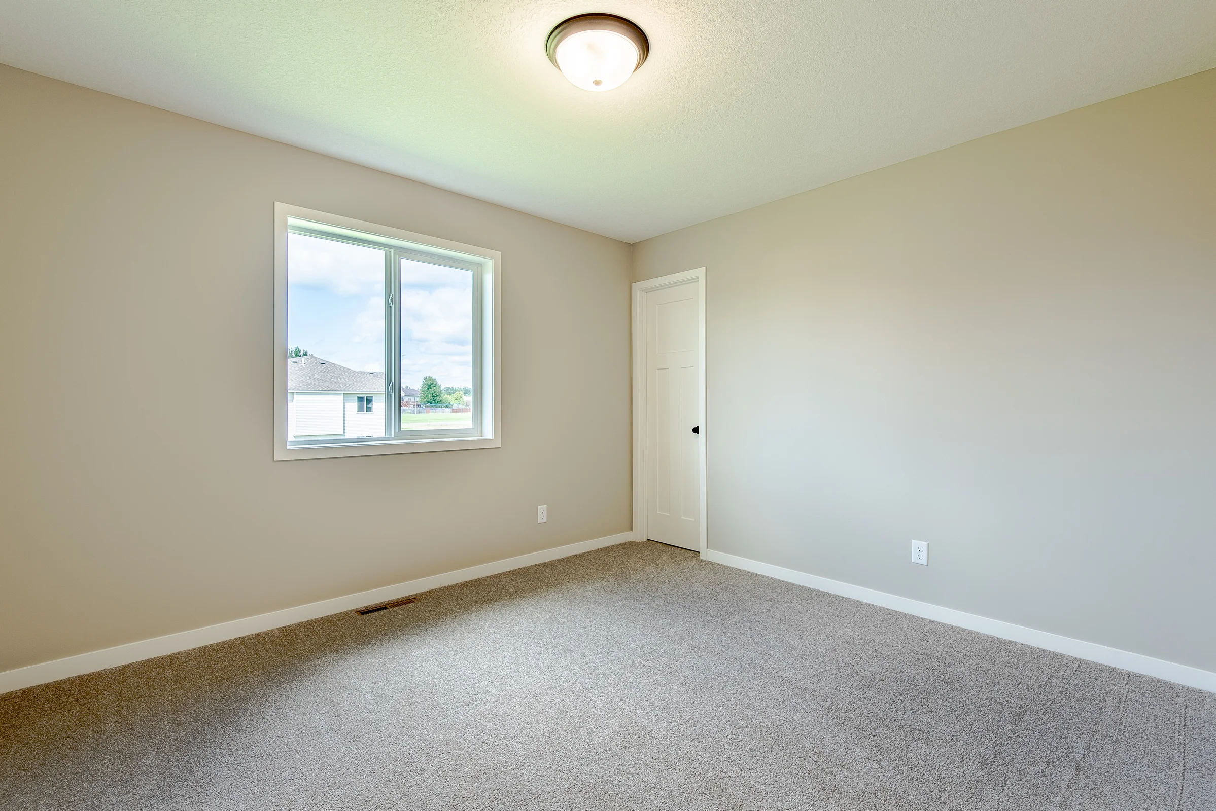 1108 Ironwood Ave SW-25.jpg