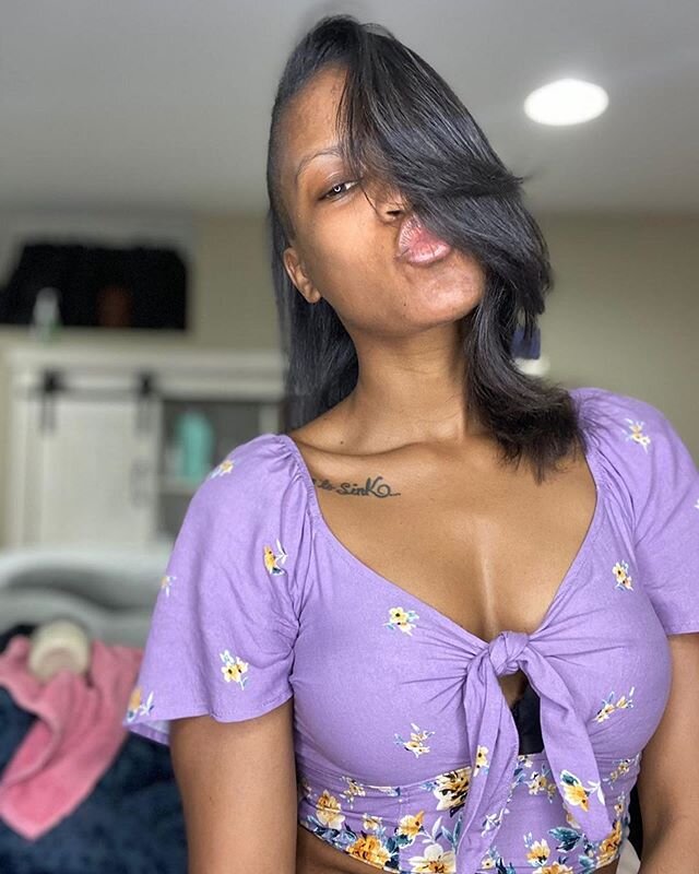 🌟 5 Star Style 🌟 Blow dry &amp; Style on SLEEK &amp; SMOOTH our organic hair merengue deep conditioner works MAGIC 🌱🌱🌱Thank you to this beautiful model for letting us SLAY her hair ‼️‼️😍 @shalyn.forde 
Call us for more info ☎️ 443-708-0057 
Boo