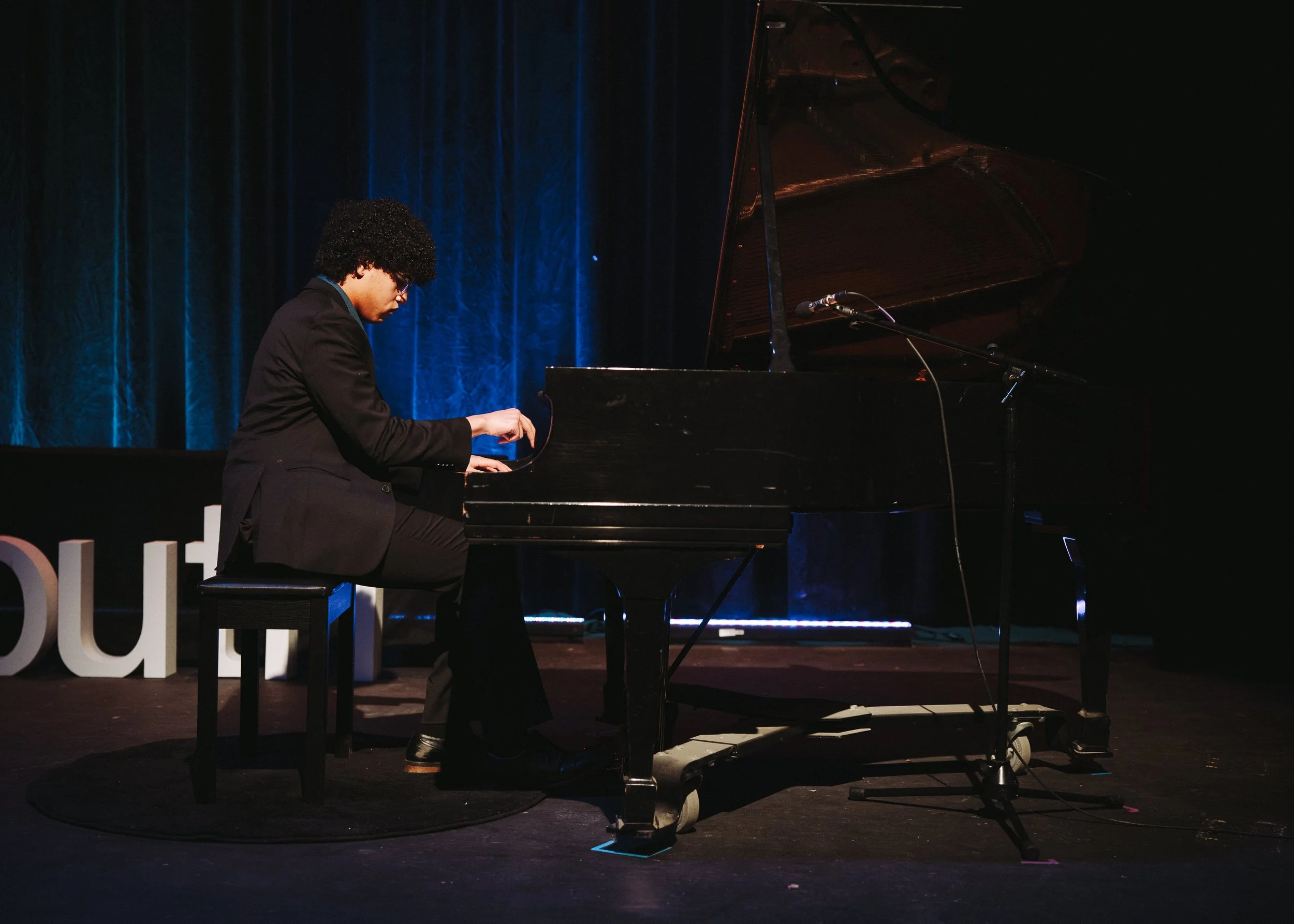 TEDxOakParkYouth2026-127.jpg
