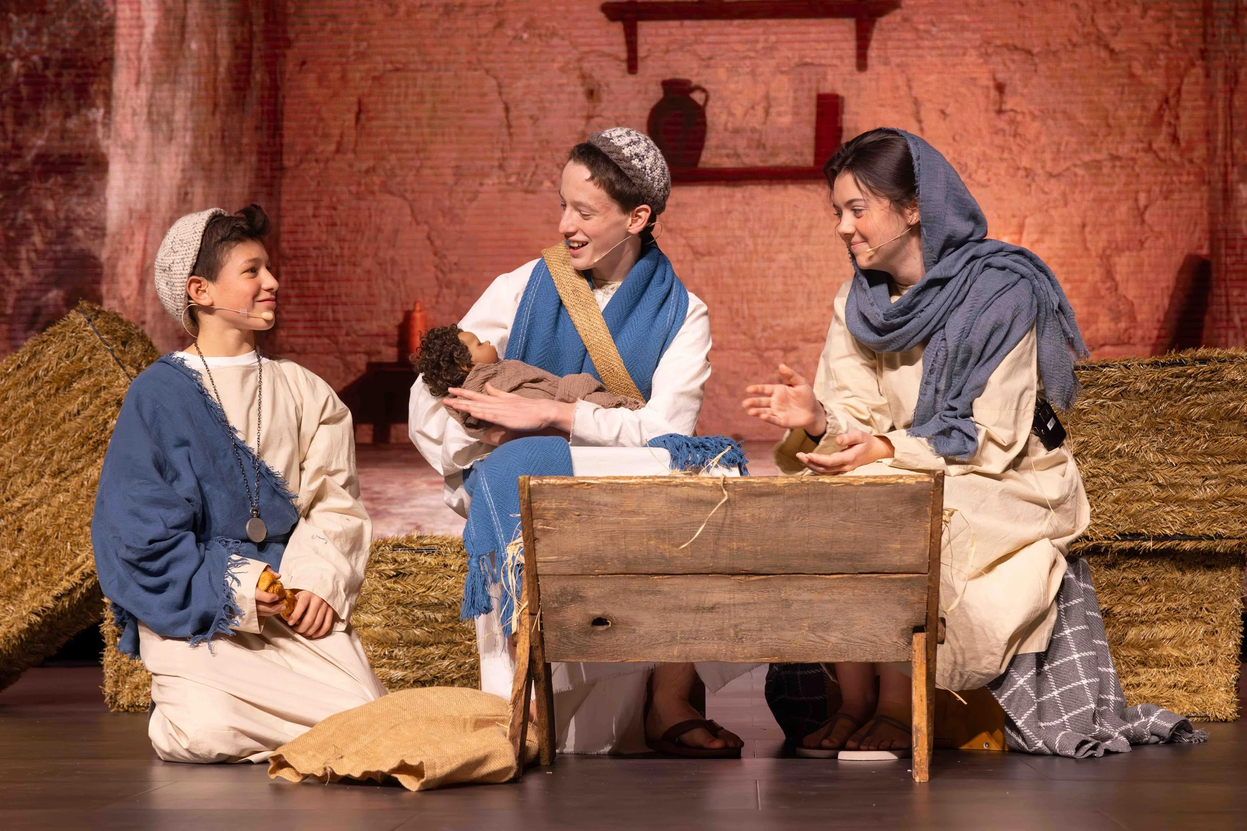 251205_AAChristmasShow_0403.jpg