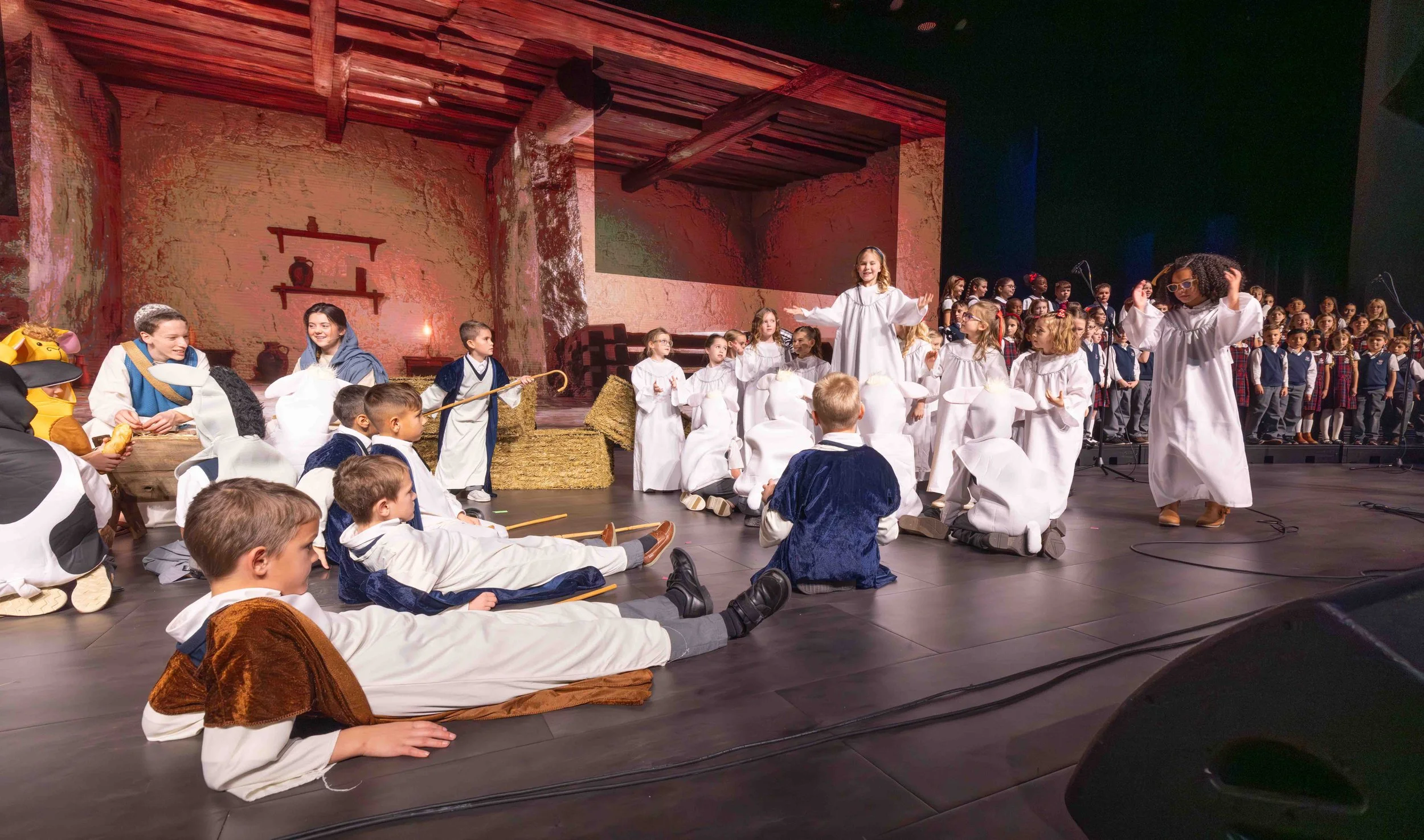 251205_AAChristmasShow_0441.jpg