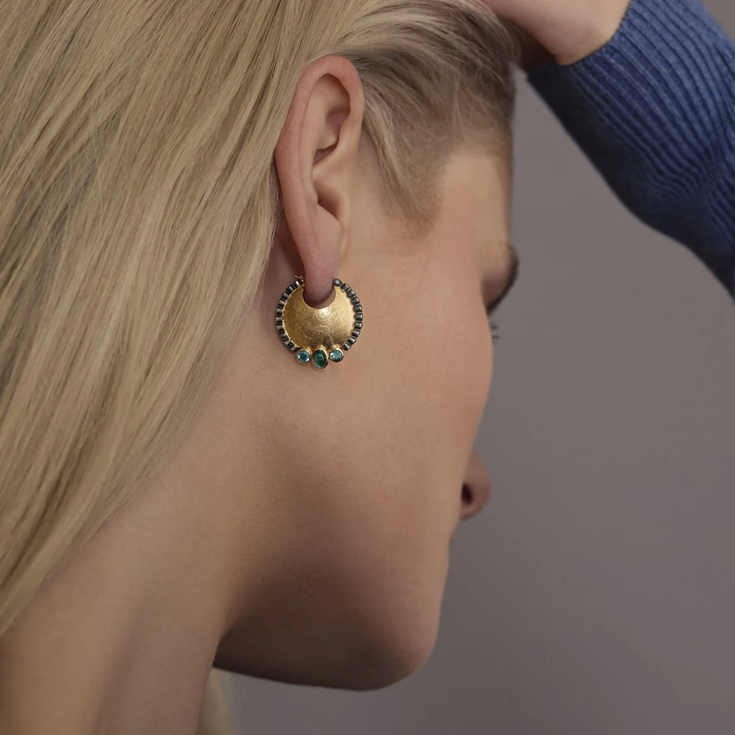 AllisonAlane_ArohaNuiAuckland_Model_DomeEarringsC.jpg