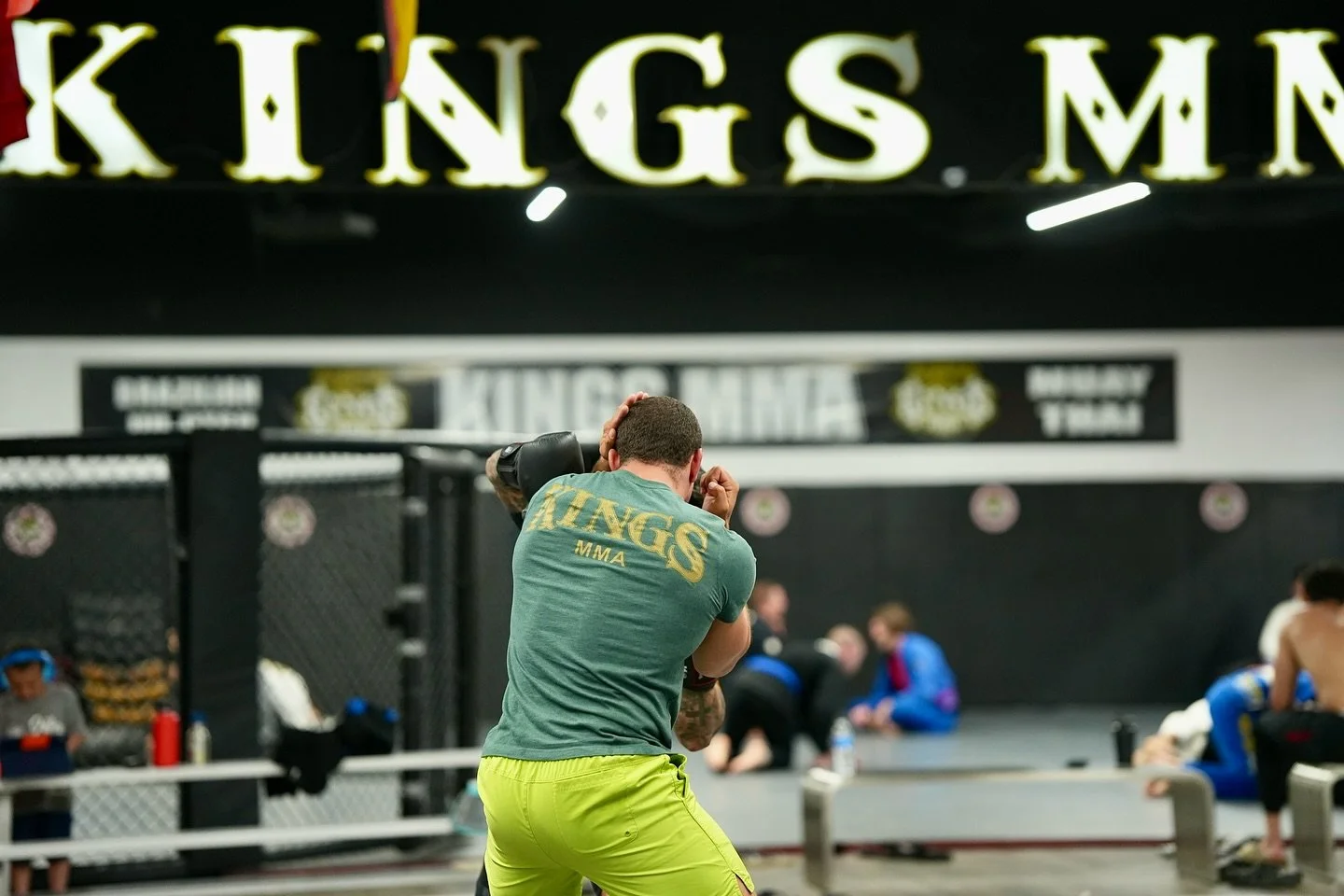 Muay Thai! HEYYY!!🥊 We have some subs this week👊

Wed/Fri 9am Muay Thai- Coach Naomi 
Wed 6pm Muay Thai- Coach Leo 
Thurs 9am Muay Thai- Chris Ma
Thurs 6pm Muay Thai - Jerry Ramos