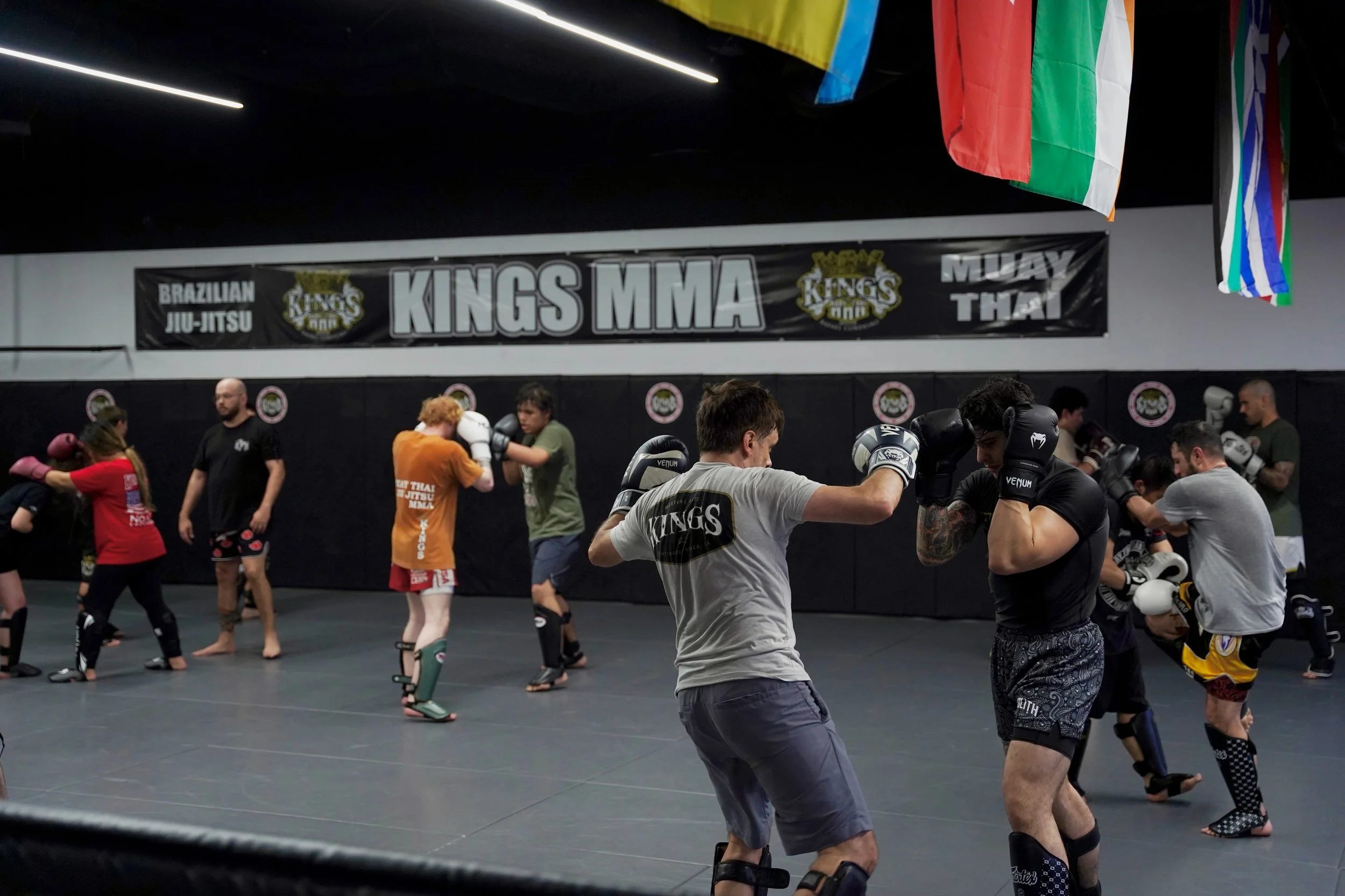 Friday Muay Thai Vibes 🖤

Join us Fridays at 9am and 6pm.