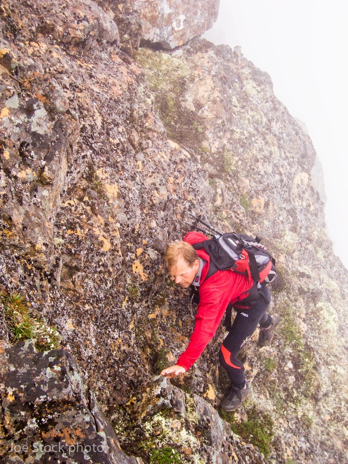Other portions of the ridge have exposed scrambling. A difficulty of the linkup is learning if each section of the ridge is better traversed or avoided. Fog can help, making exposed portions less fearsome by hiding the abyss for Trond Jensen.