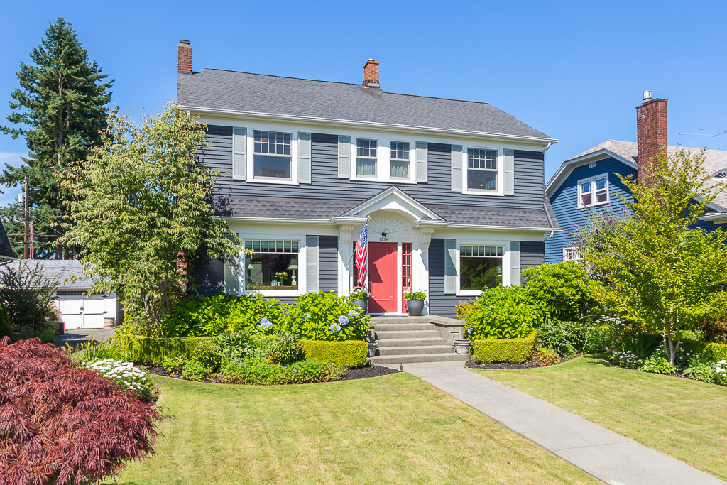 1326 Hoyt Ave Everett WA 98201-MLS-3.jpg
