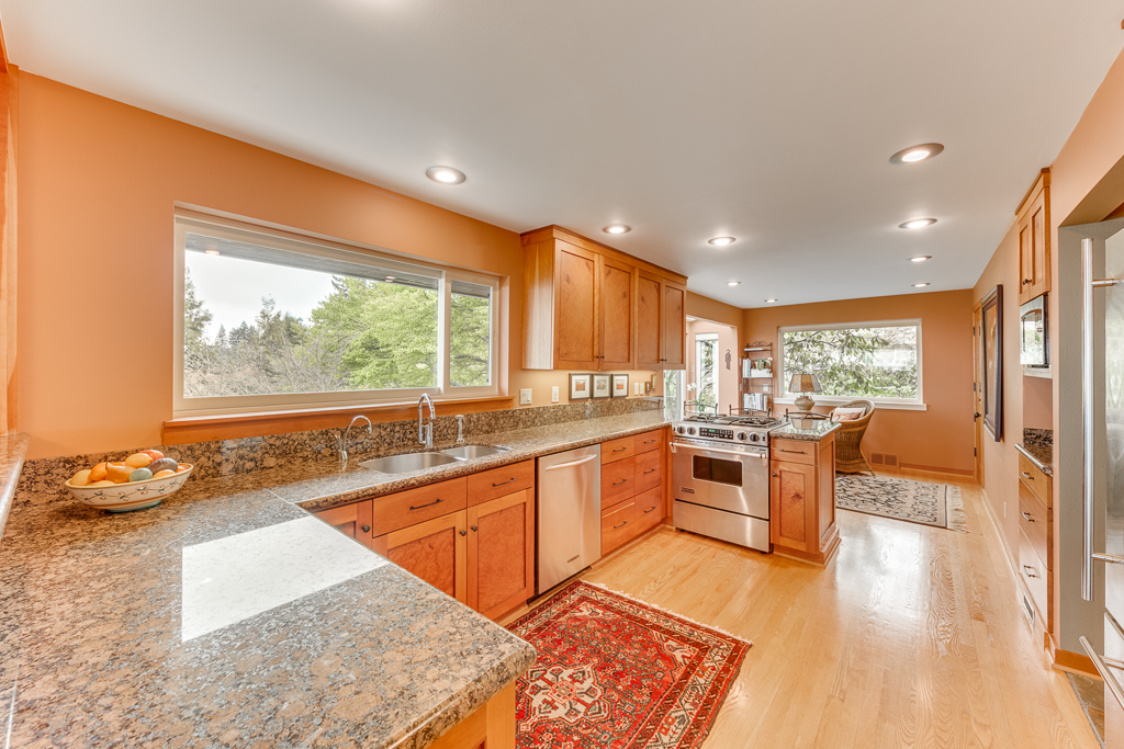 2144 NW 96th St Seattle Wa 98117-MLS-32.jpg