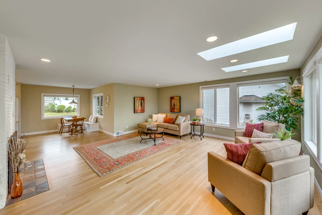 4208 Olive Drive Everett Wa 98203-MLS-9.jpg