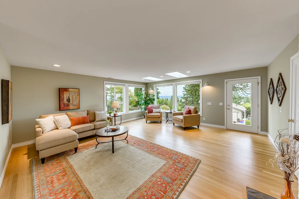 4208 Olive Drive Everett Wa 98203-MLS-10.jpg