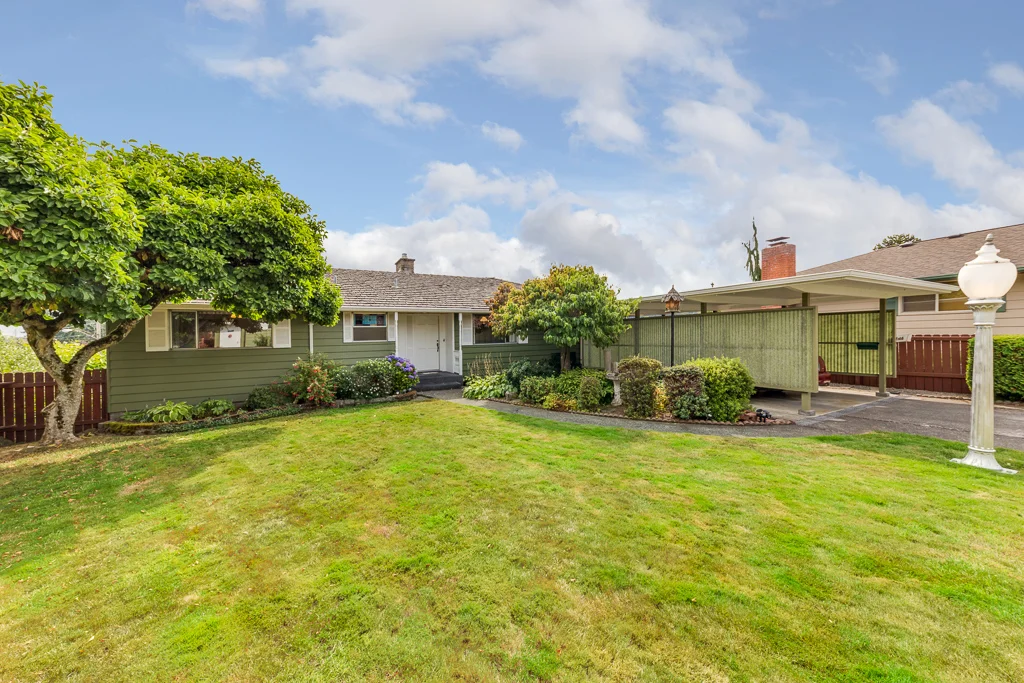 4825 Spire Ln Everett Wa 98203-MLS-1.jpg