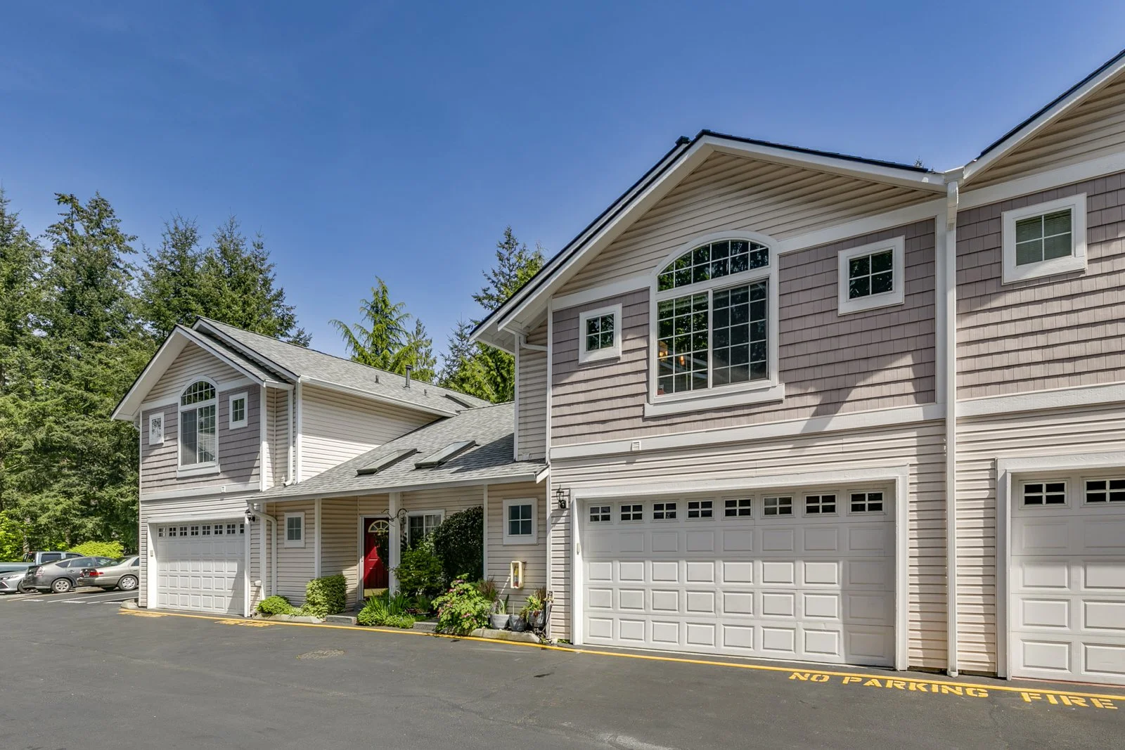 5705 200th St SW Unit B Lynnwood Wa 98036-MLS-2.JPG