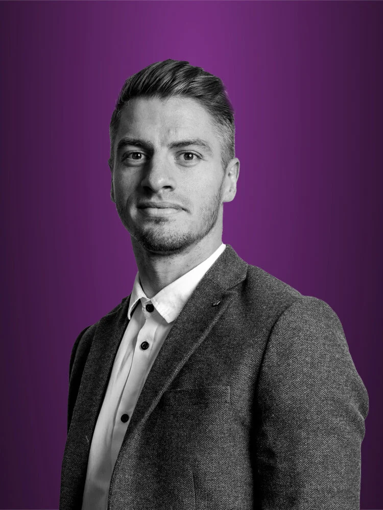 ERA - Profilbild James.jpg