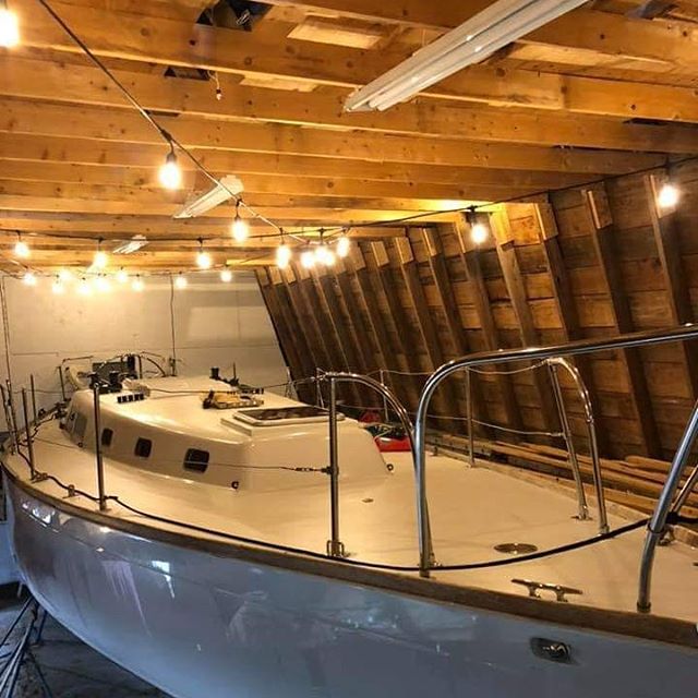 The boats want to come out and play! We have the sailing itch.
.
.
.
.
#SailDoorCounty #DoorCounty #SisterBay #IsItSummerYet #DoorCountySummer #WaitingForSummer #WaitingForSummer2019 #Sailing #SailingLife #Hibernation #Boat #DoorCountySailing #BoatLi