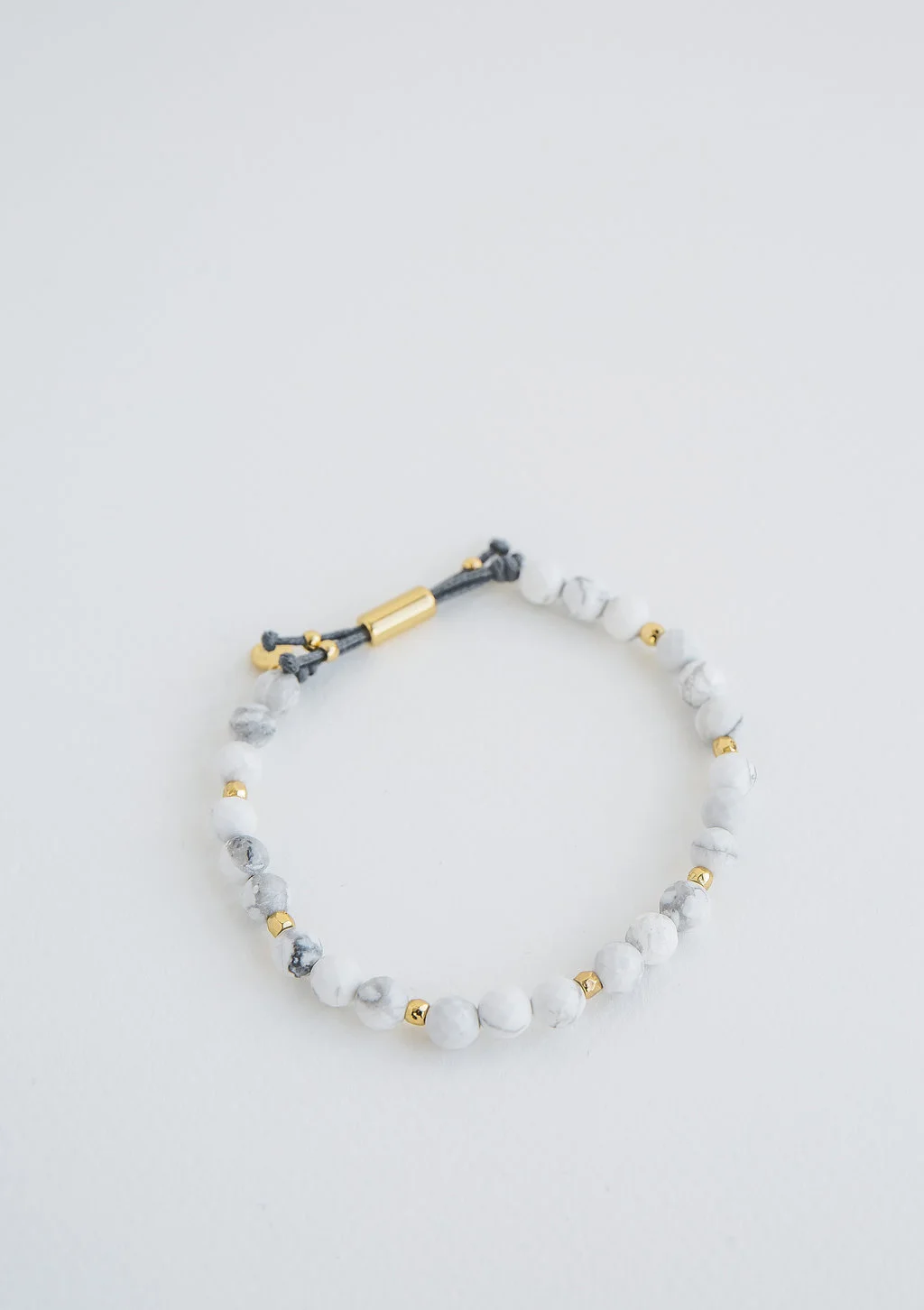 howlite_1.jpg