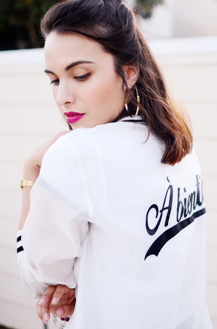 HI GUYS!!!! SO HAVE YOU NOTICE AROUND YOU THAT THE 90'S IS TAKING OVER ALL THE FASHION TRENDS THIS 2017!!! IS CRAZY RIGHT?? I MEAN I FEEL LIKE I WAS IN A TIME MACHINE AND TOOK ME BACK TO 1995 AGAIN!!! read more