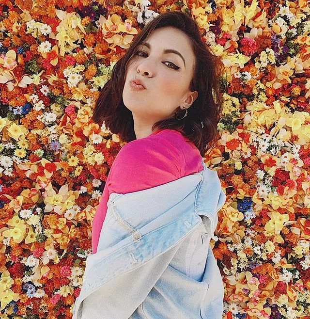 Feliz S&aacute;bado mis loquillos! Qu&eacute; plan tienen para hoy? Comenten muchas 🌼🌼 hasta que se les canse el dedo! los Amo! (Mwah) fotito por el mejor: @harogilberto #showroom #flowers