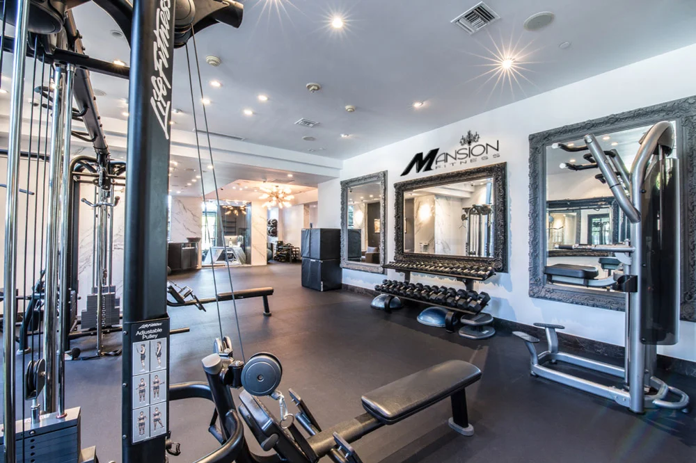 sunset-tower-gym-fitness-center-Training-Room.jpg