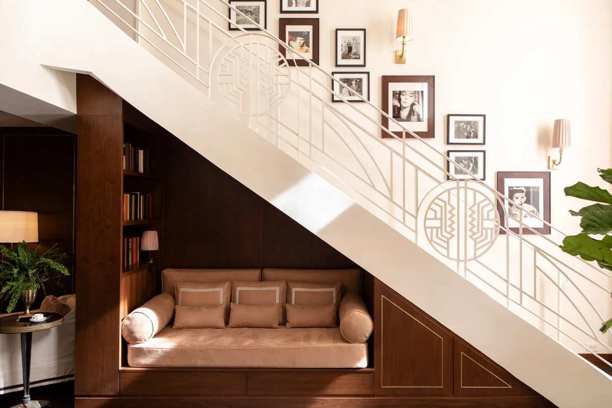 sunset-tower-hotel-townhouse-suite-stairs.jpg
