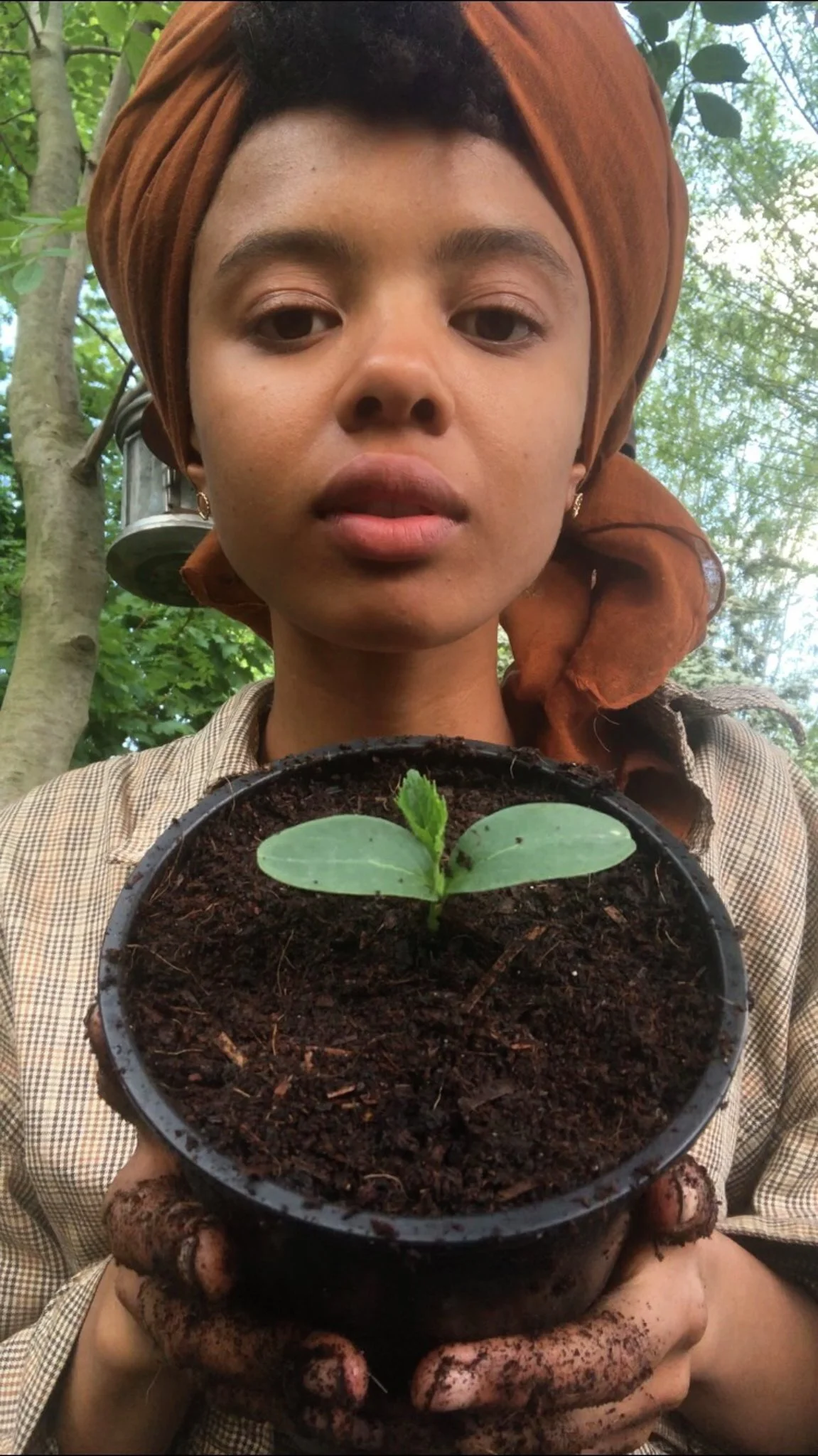 This Stylish Permaculture Queen Is Combating Climate Change And Sharing Simple Regenerative Solutions That She Practices Everyday