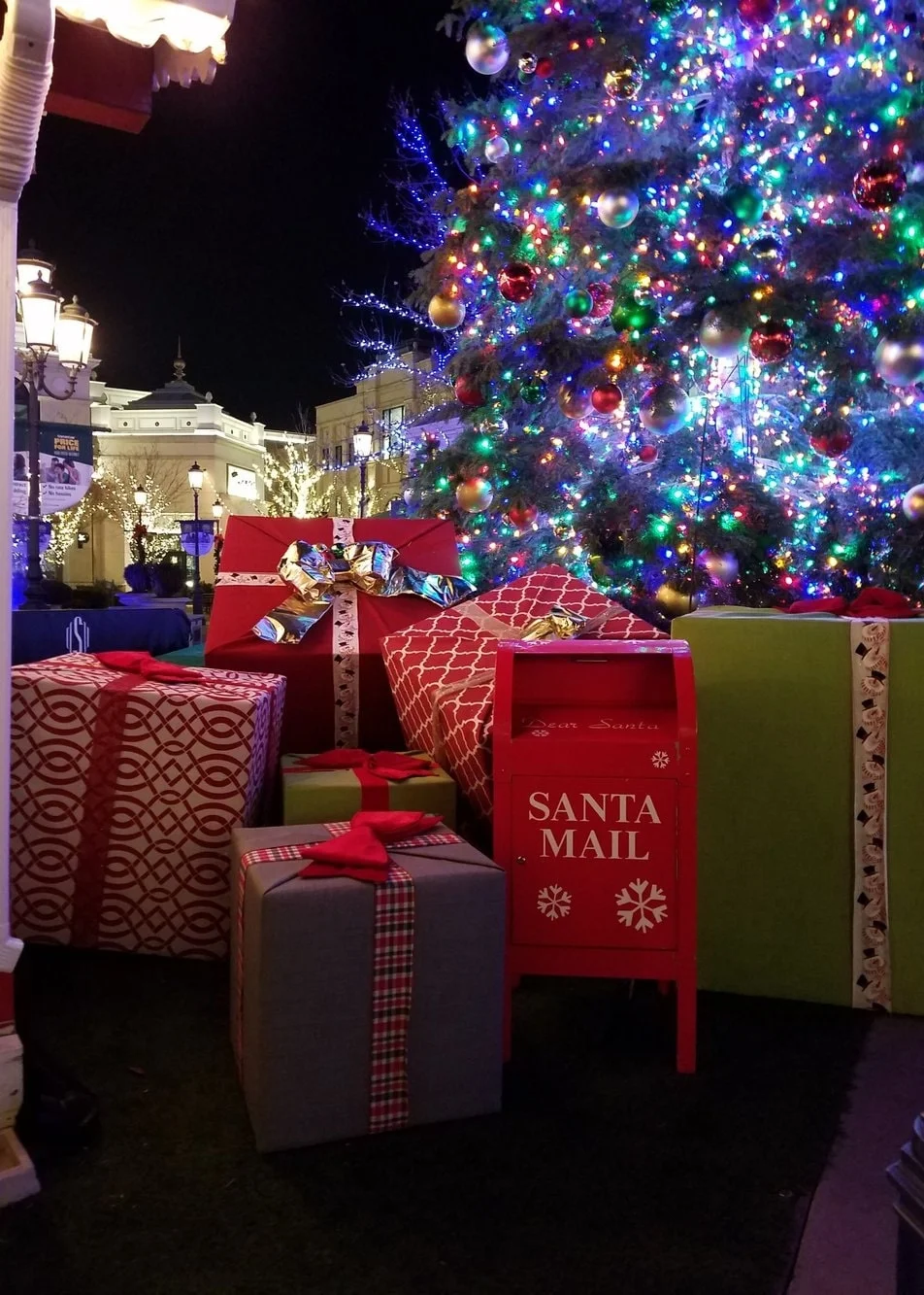 Holiday Light Displays in Davis County 2024