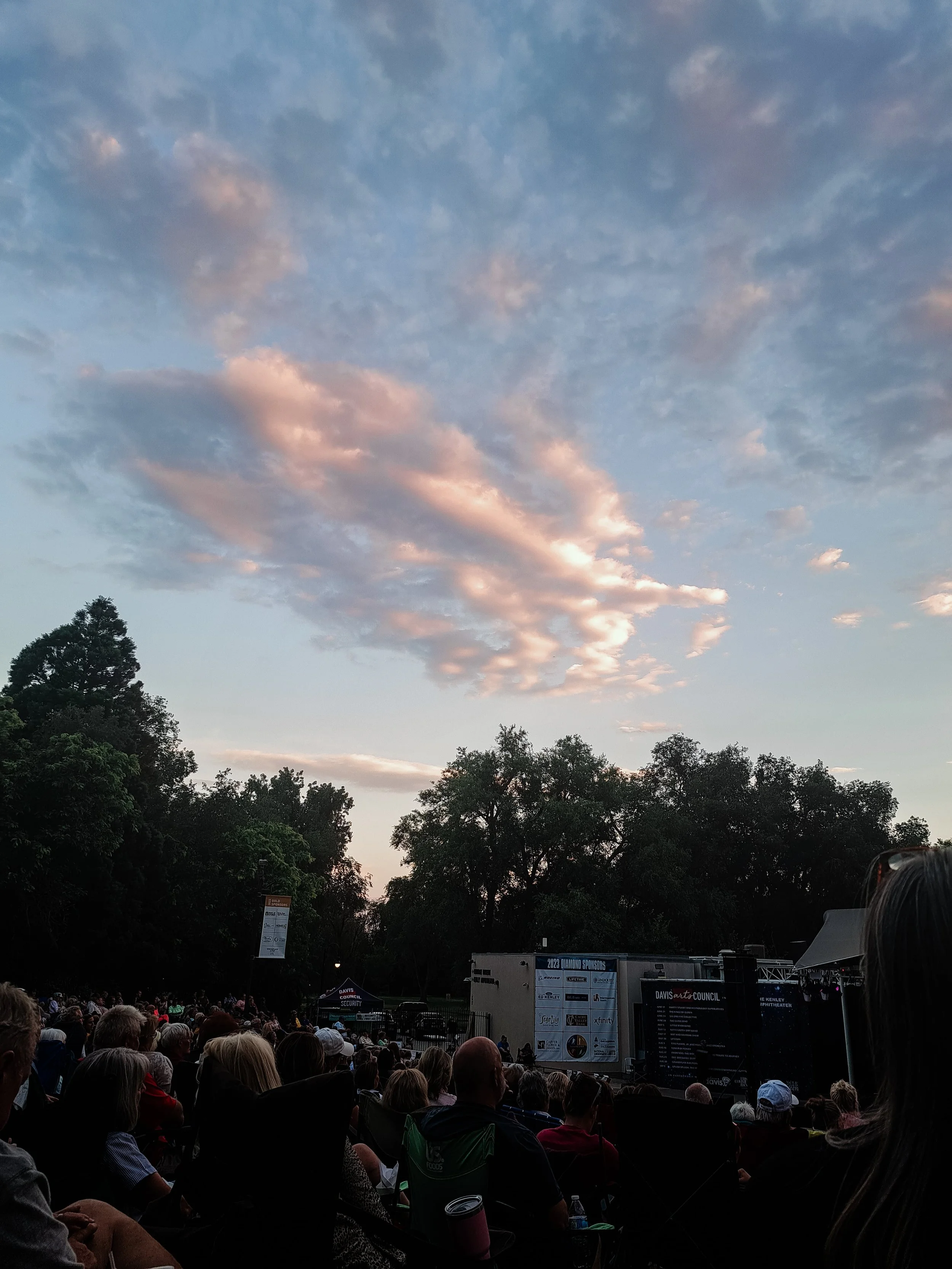 outdoor summer concerts