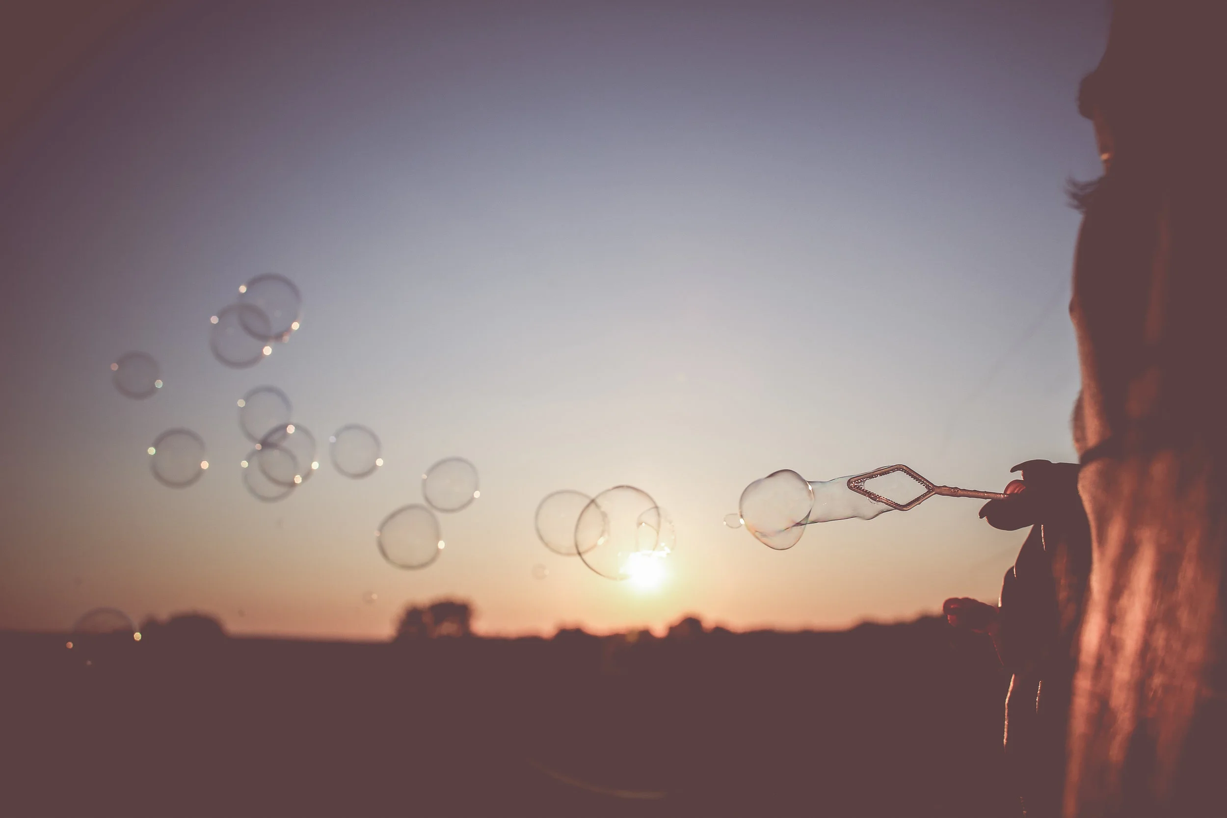 sunset-bubbles-picjumbo-com.jpg