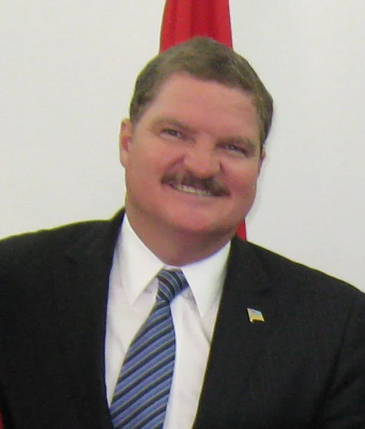 the Prime Minister of Aruba Mike Eman