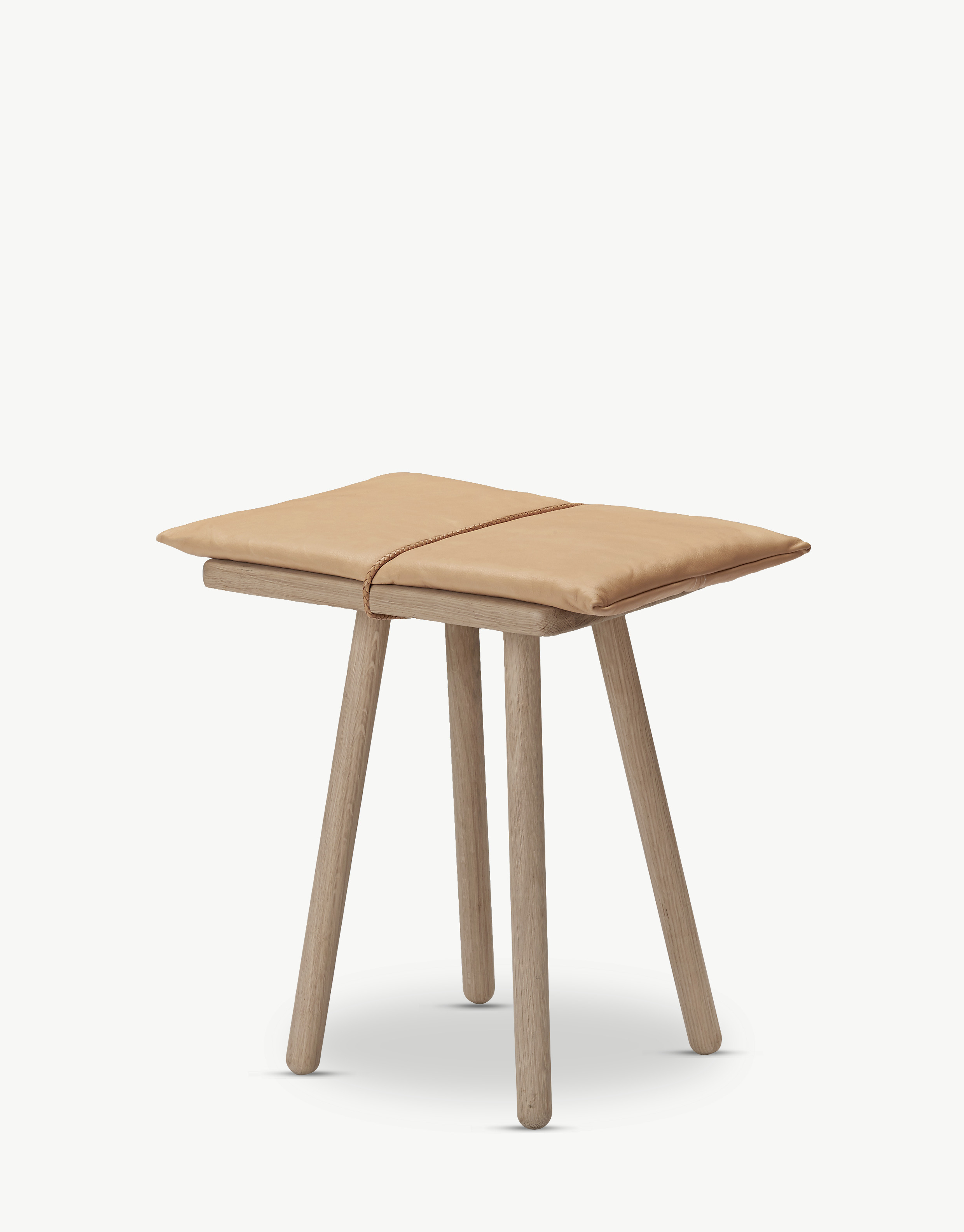 1930337_George Jubiee stool.jpg