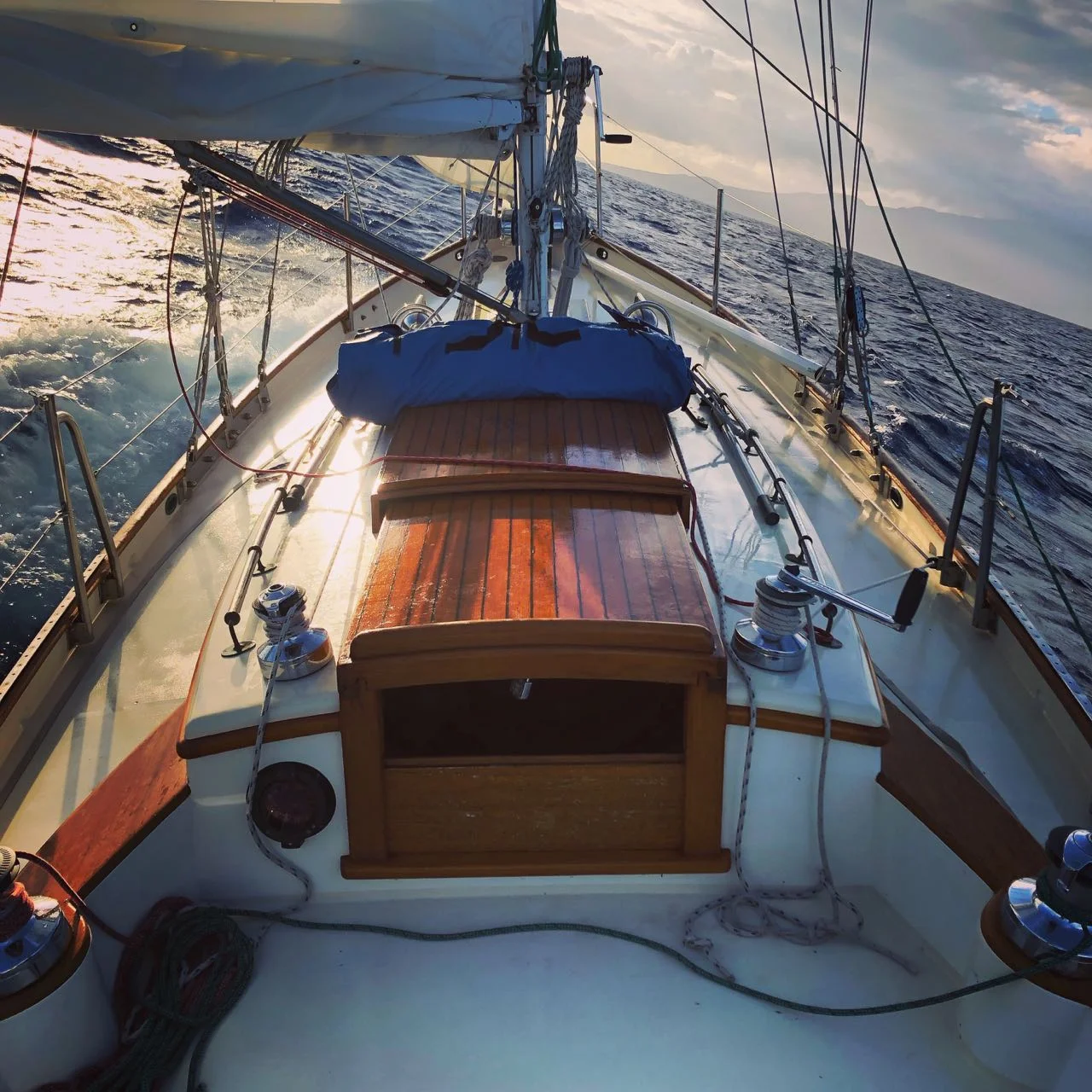 Mod Geo Sailing Solstice.jpg