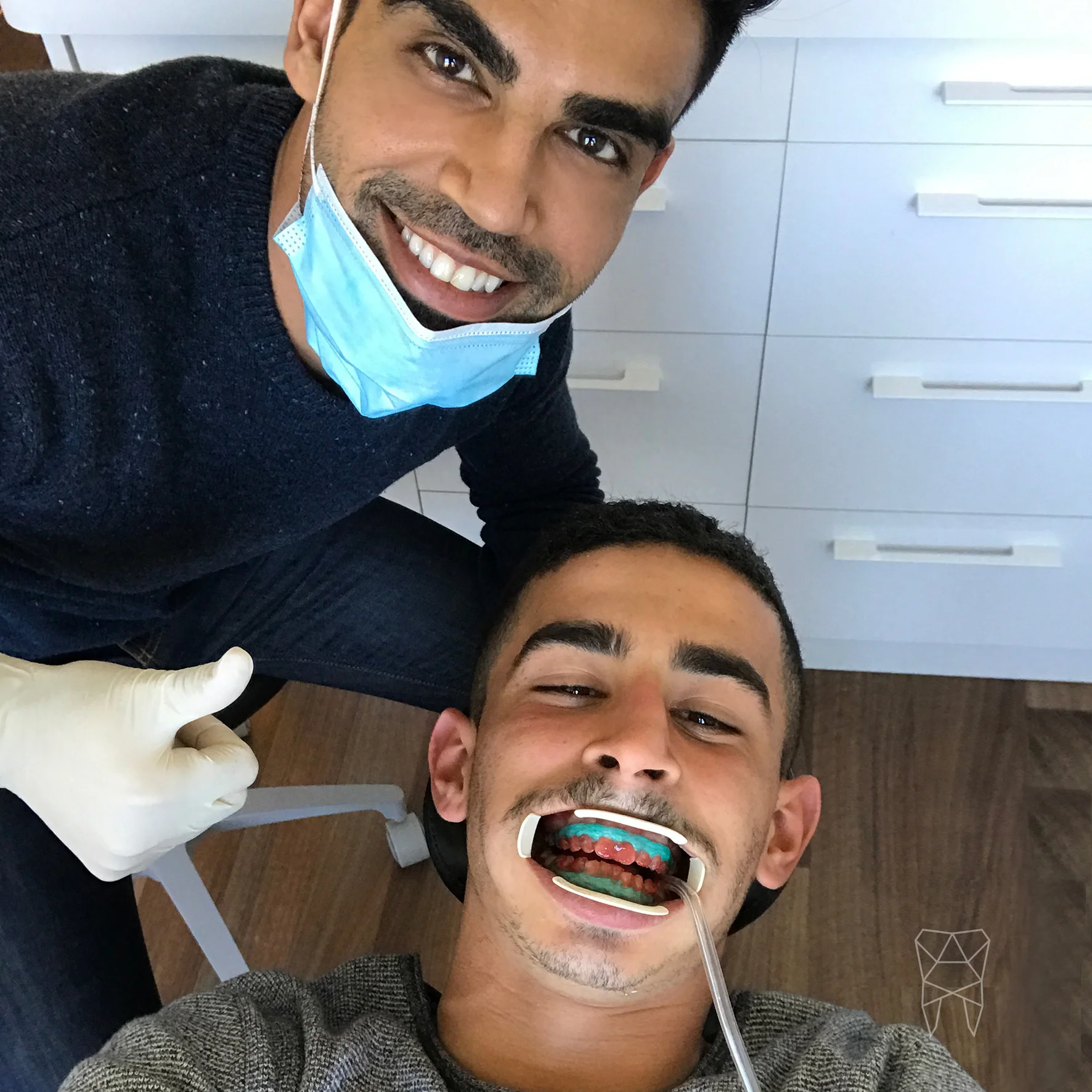 © Paramount Dental Sydney 01 Teeth Whitening Doesn’t Destroy Enamel In Chair Teeth Whitening.jpg