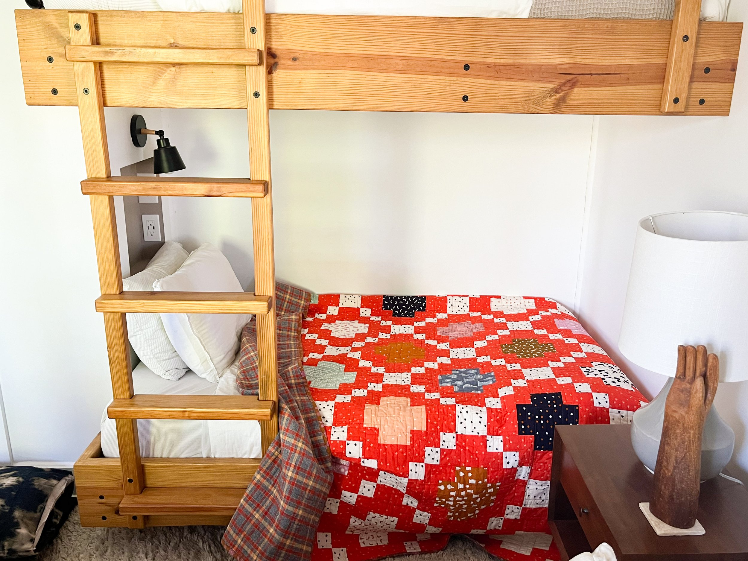 Mid Mod Starry Patchwork Quilt - Handmade by La Bizarra in Wake Forest, North Carolina
