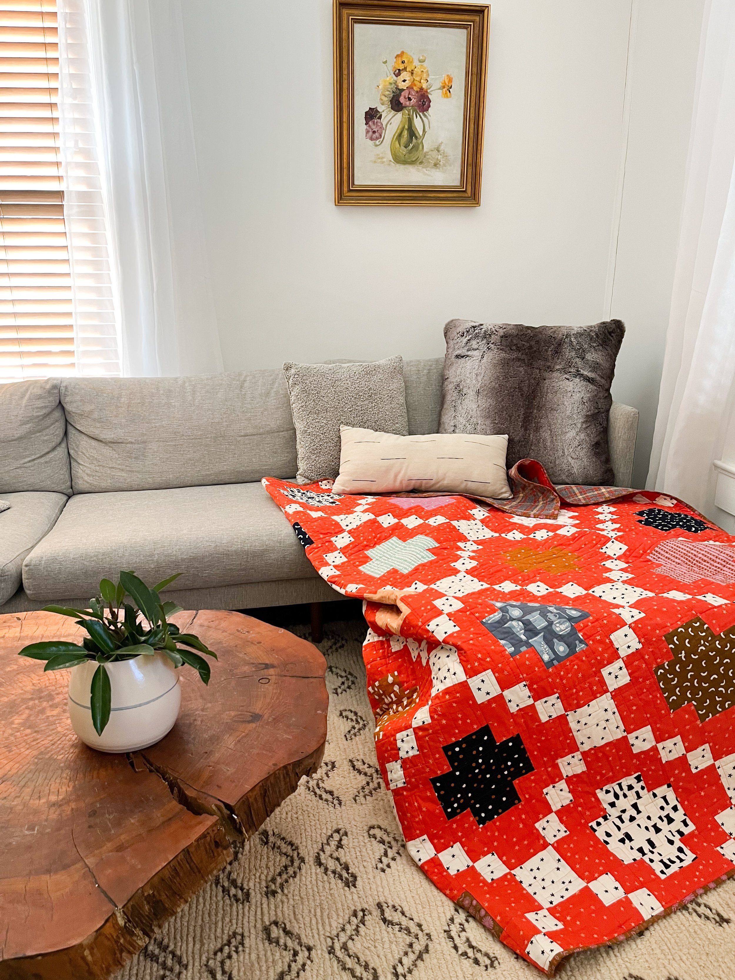 Mid Mod Starry Patchwork Quilt - Handmade by La Bizarra in Wake Forest, North Carolina