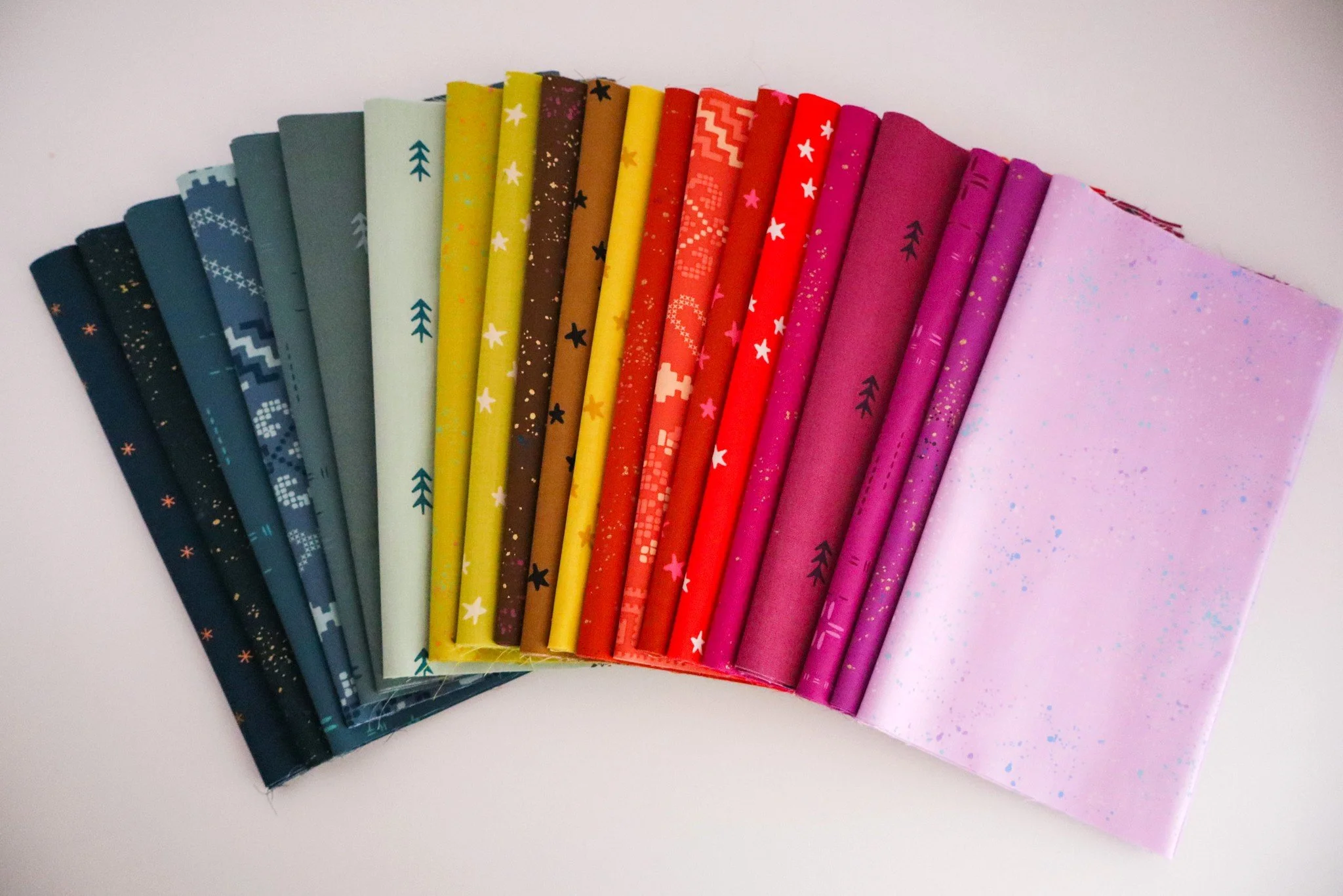 jelly-trees-quilt-kit-winter-sunset-la-bizarra-modernly-morgan (2).jpg