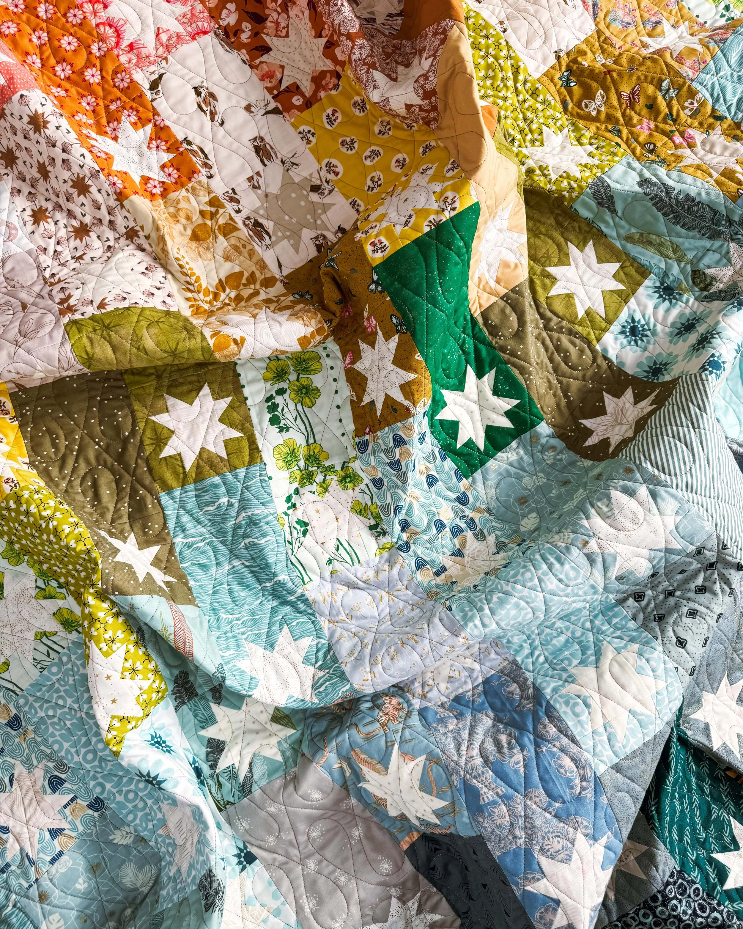 Asheville-rainbow-starlets-colorwash-custom-queen-star-quilt-la-bizarra (32).jpg