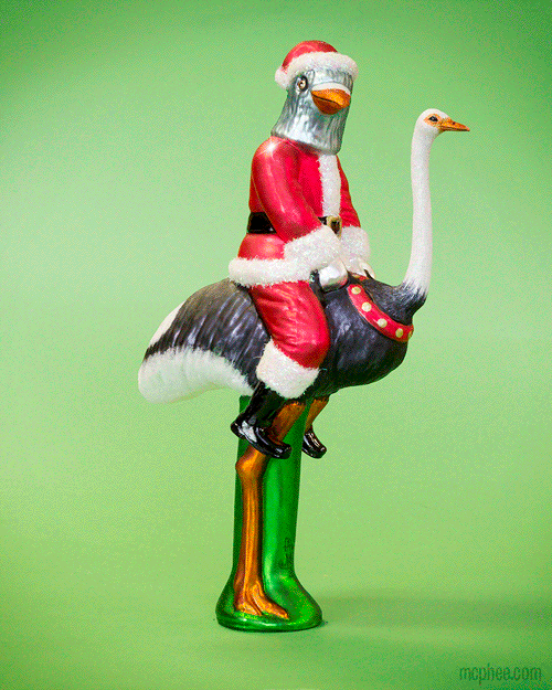 12653-SantaPigeonTreeTopper-Spin.gif