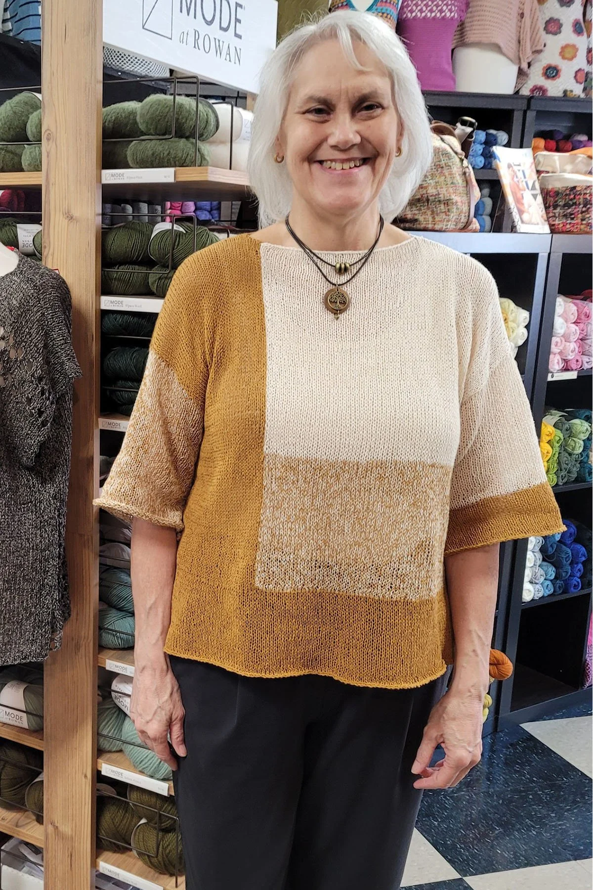 Julie S. (Ecru, Caramel)
