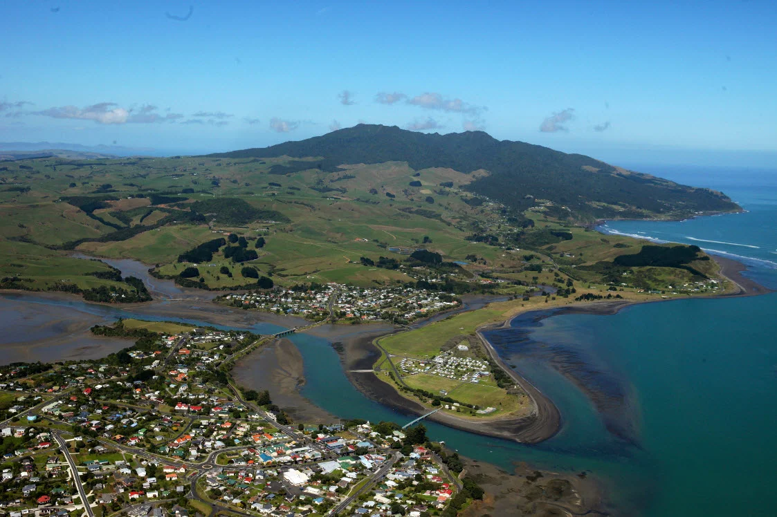 raglanaerial.jpg